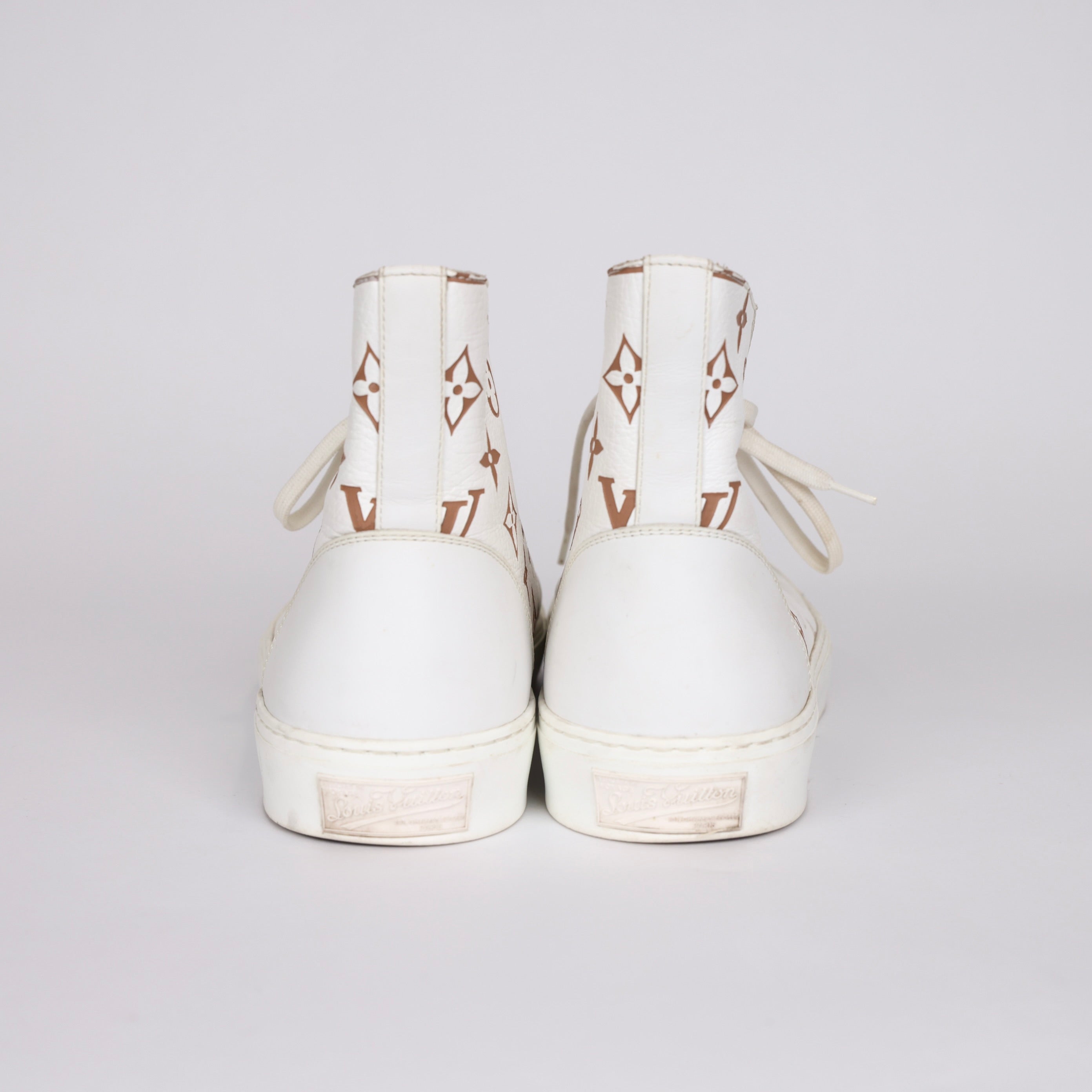PRE OWNED- LV Louis Vuitton Tattoo White Brown Gradient Sneakers MEN'S Size EU41.5/ UK7.5 J0519S77844