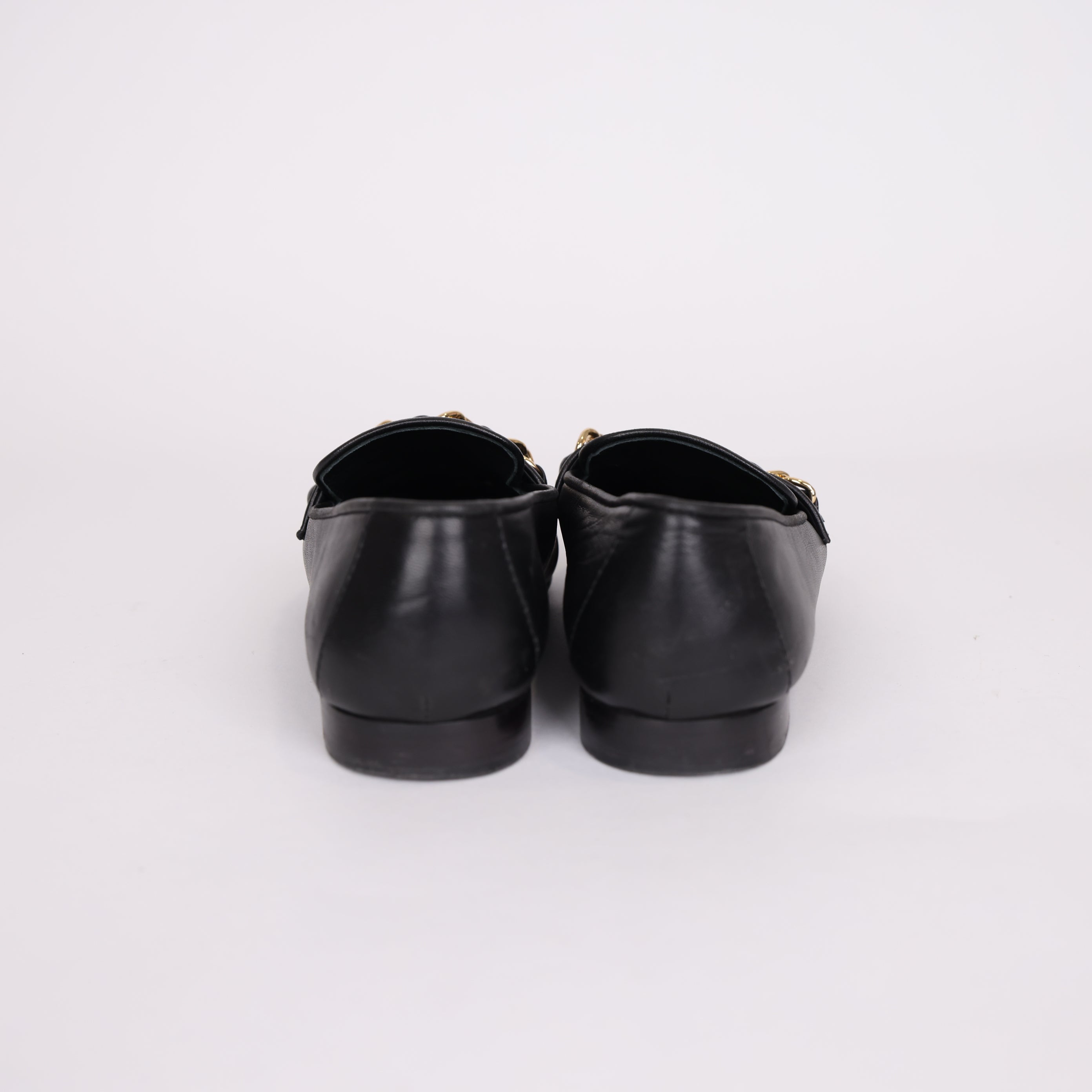 PRE OWNED- Chanel chain loafers size EU36.5/ UK3.5 J0529S43212