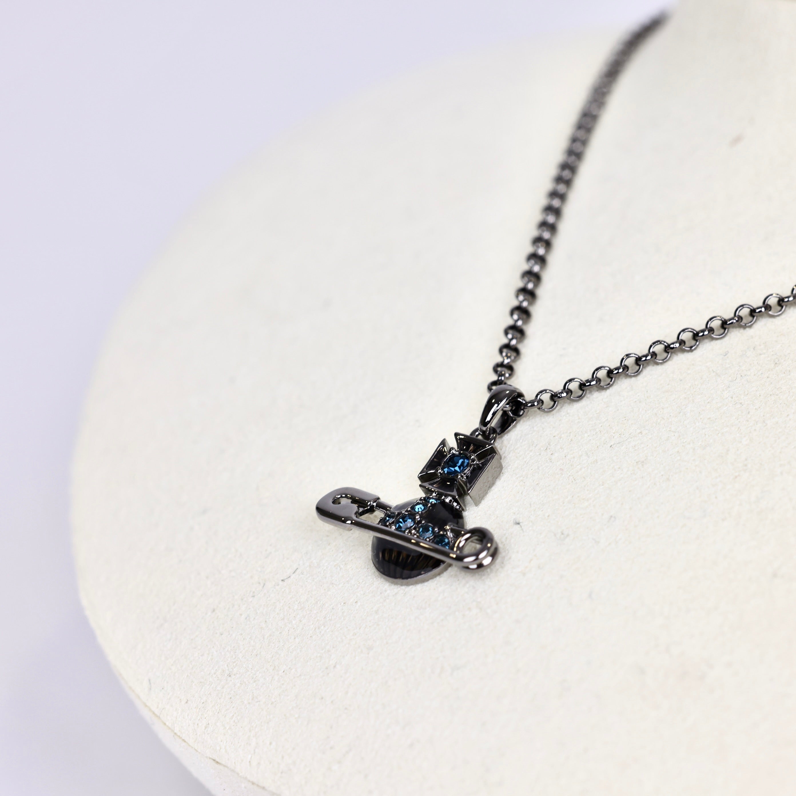 PRE OWNED- Vivienne Westwood Man. Kitty Pendant Necklace