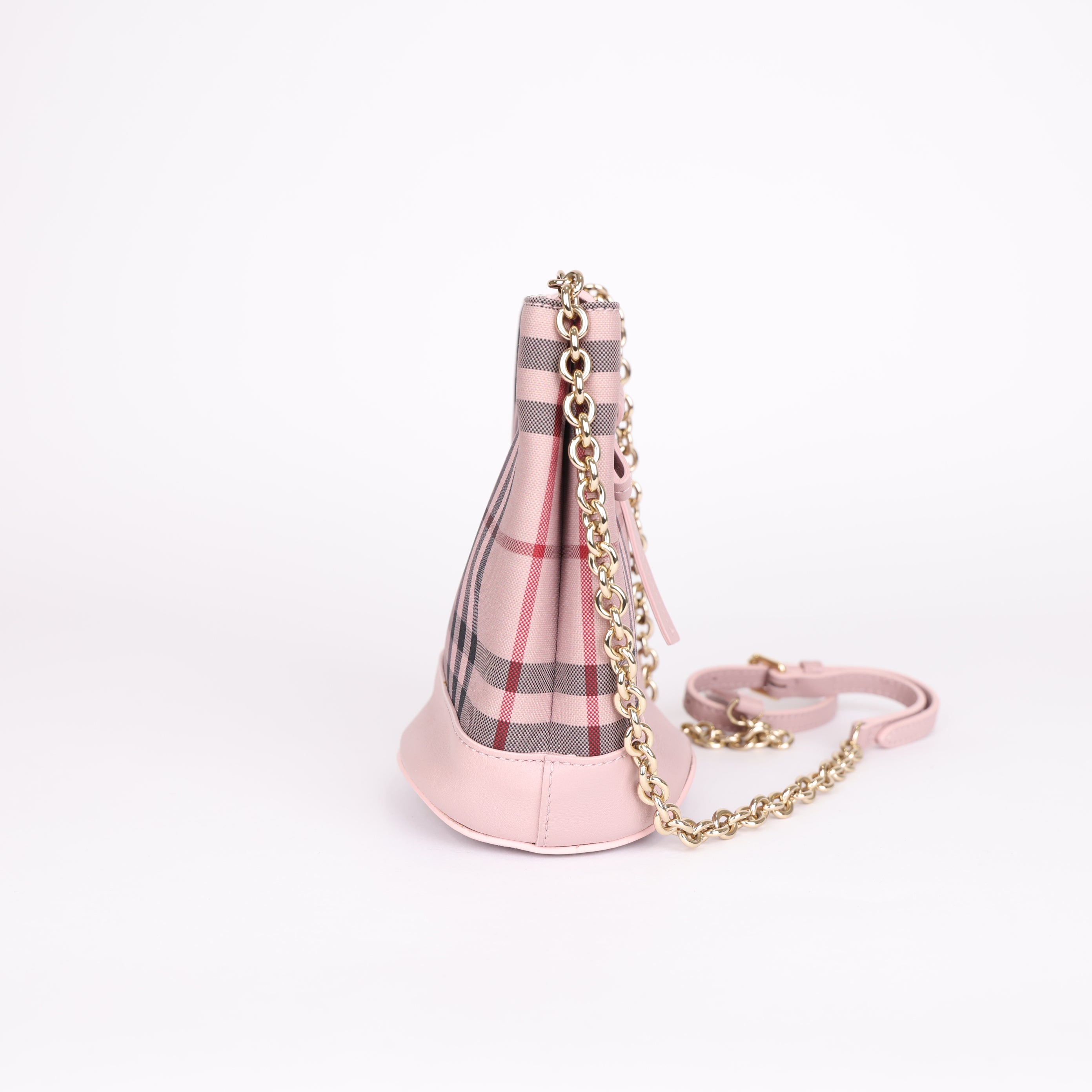 PRE OWNED- Burberry bucket bag pink