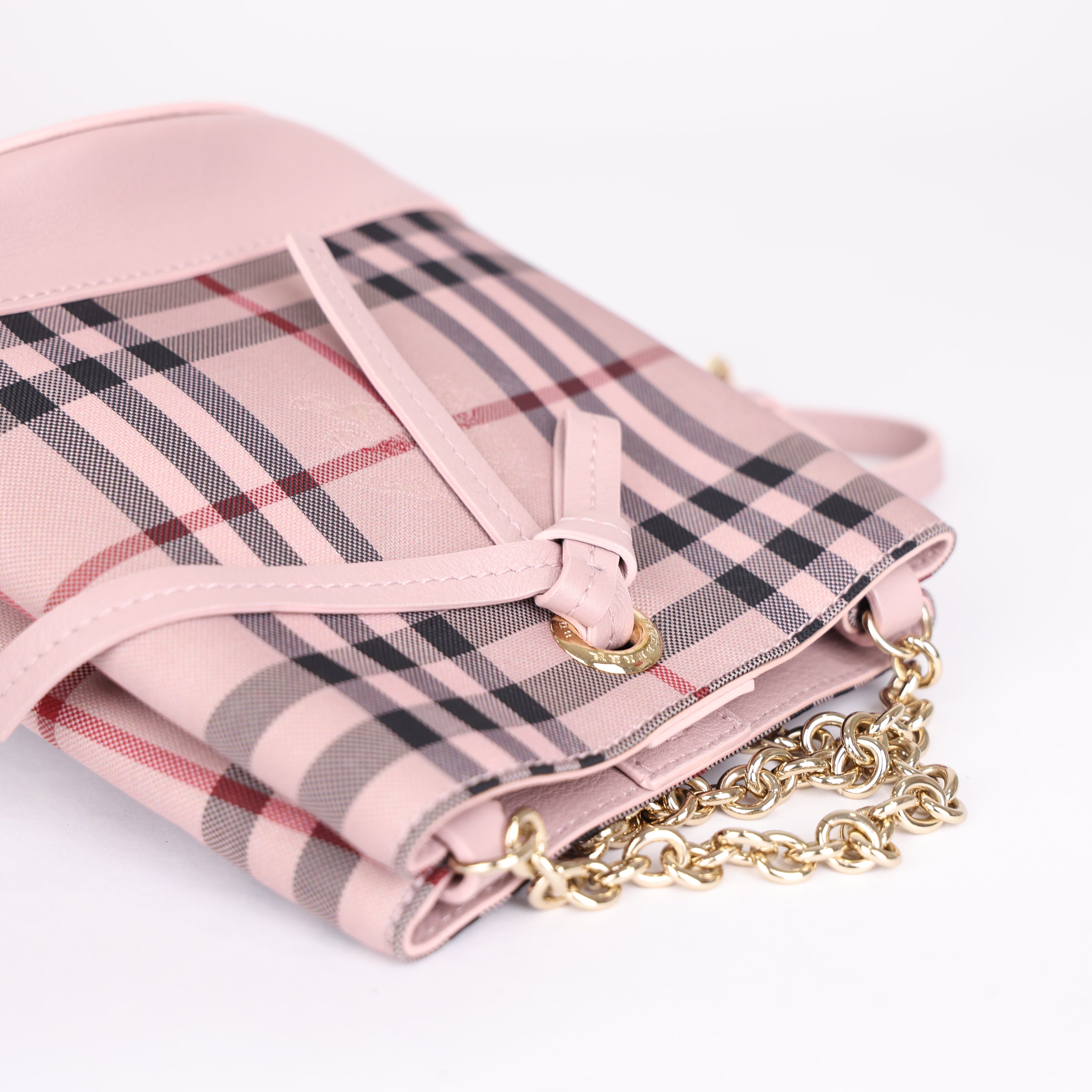 PRE OWNED- Burberry bucket bag pink