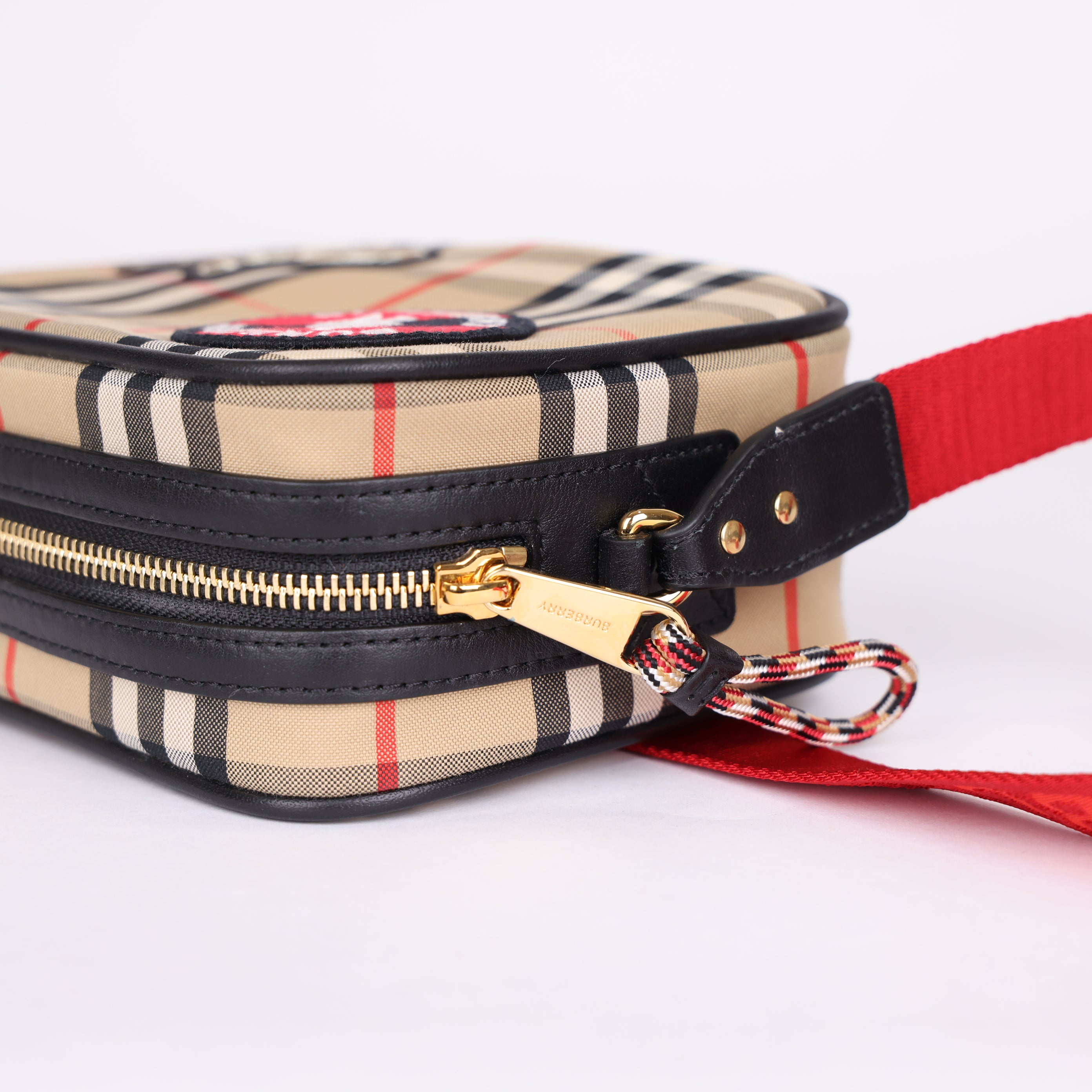 PRE OWNED- BURBERRY Deer Crossbody Bag Check
