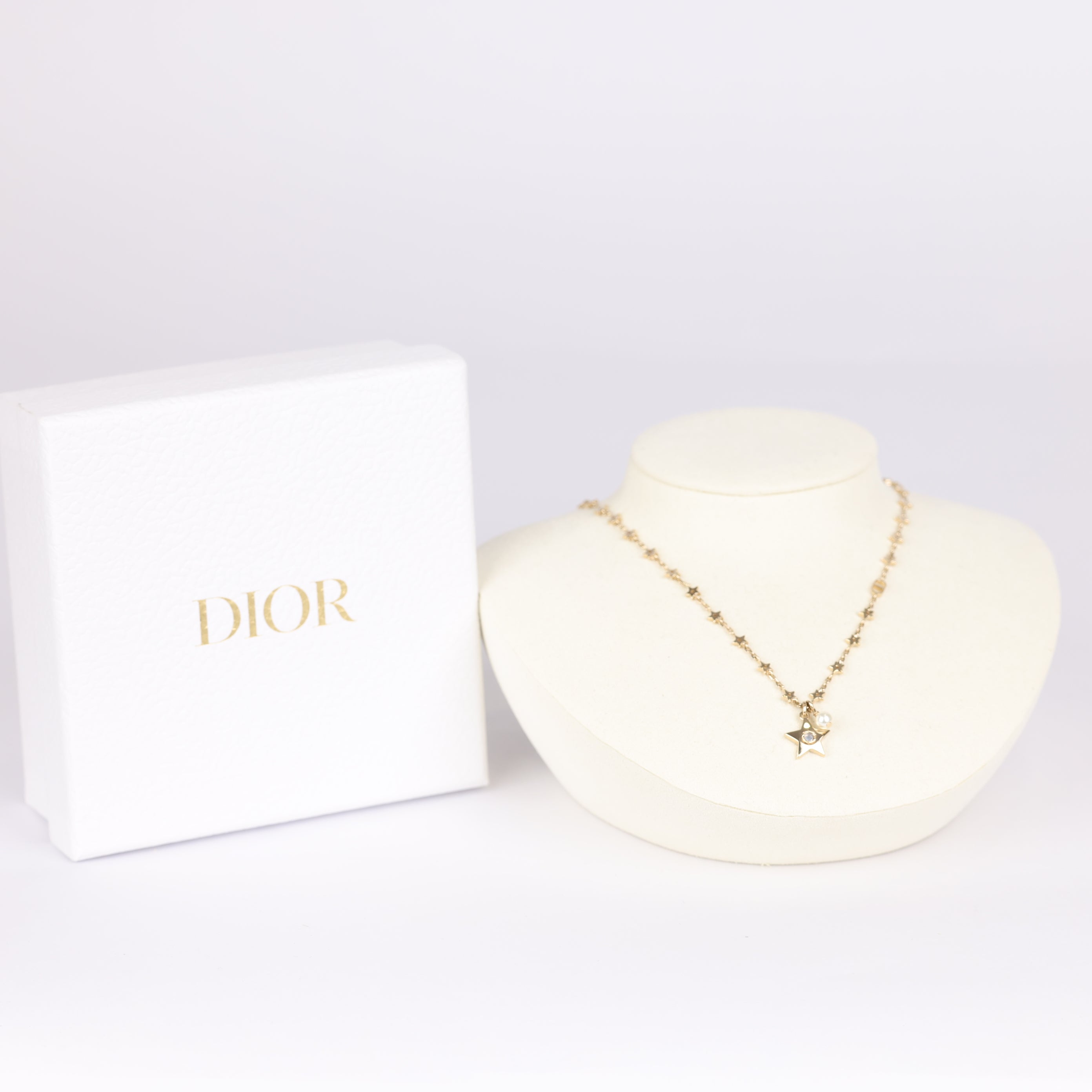 PRE OWNED- DIOR PEARL and STAR NECKLACE