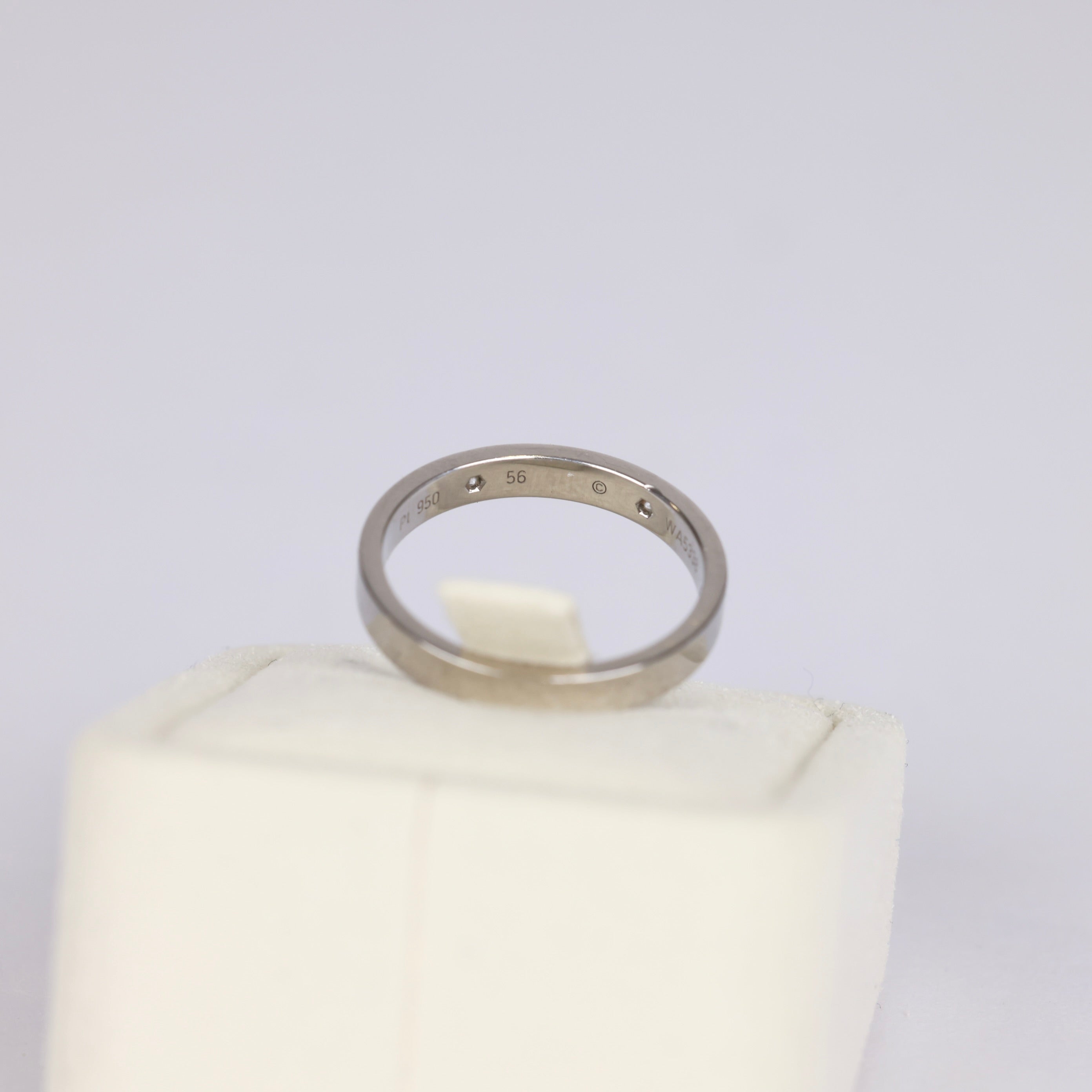 PRE OWNED- Cartier wedding ring Size 56