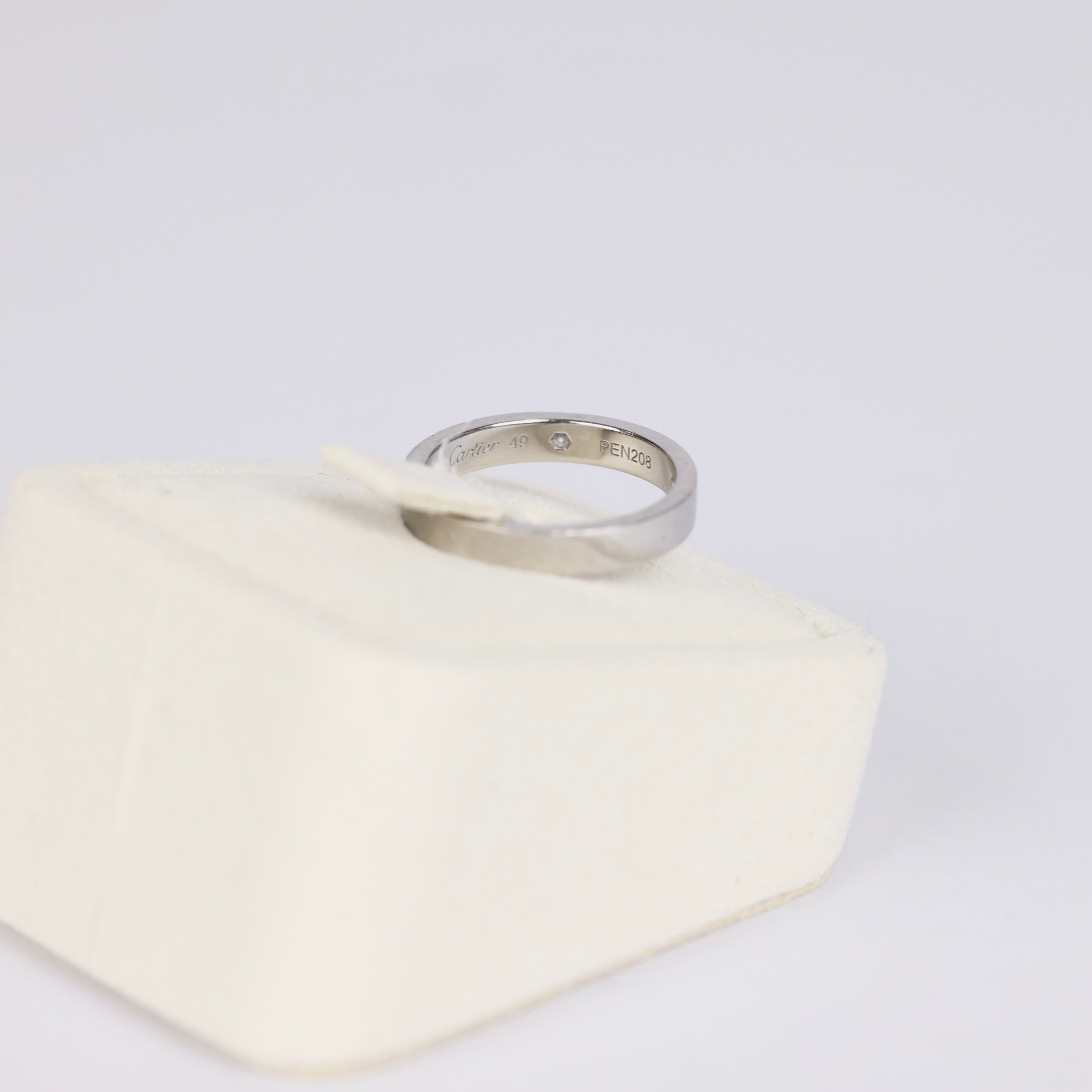 PRE OWNED- Cartier wedding ring Size 49