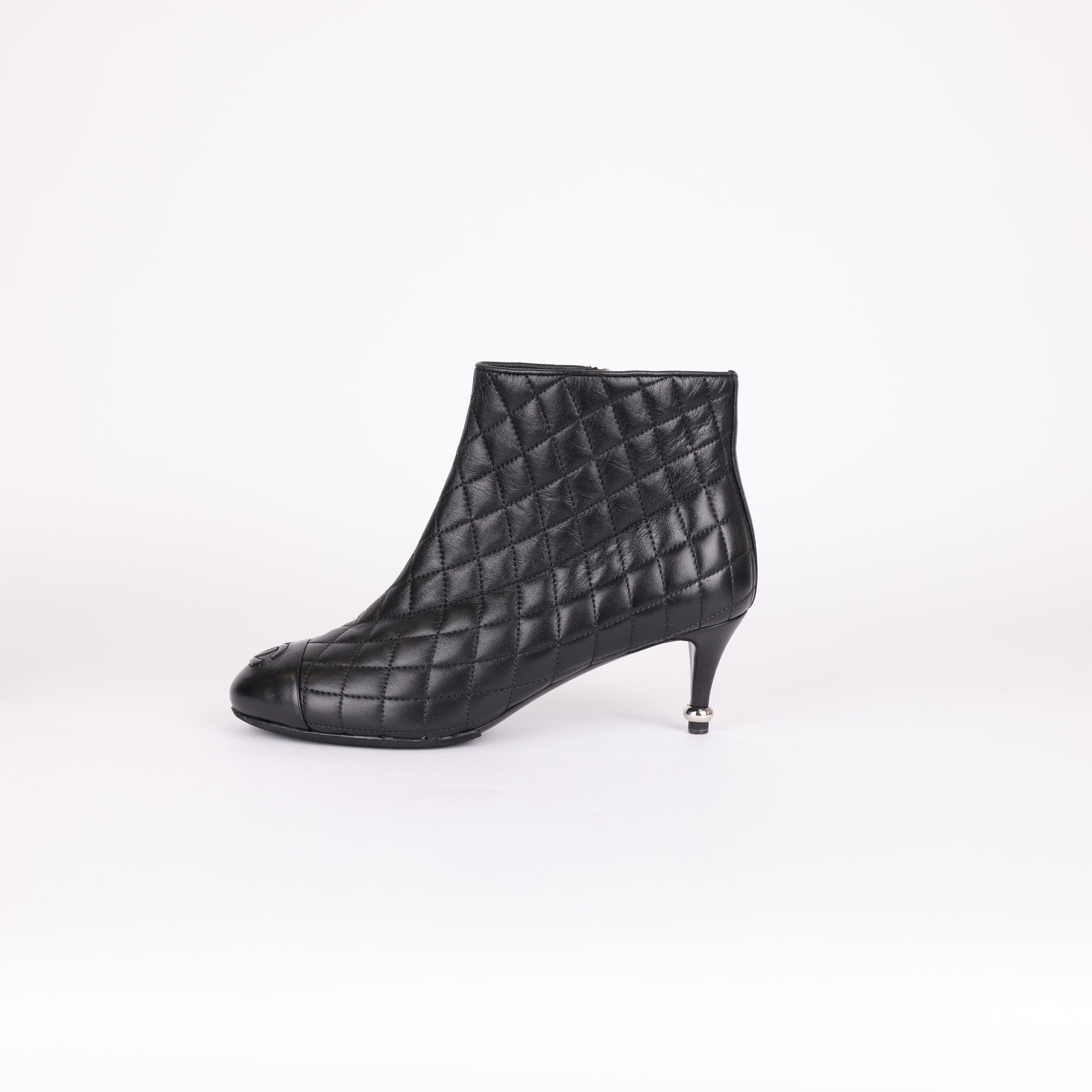 PRE OWNED- Chanel Quilted Double C Ankle Boots Size EU37.5/ UK4.5