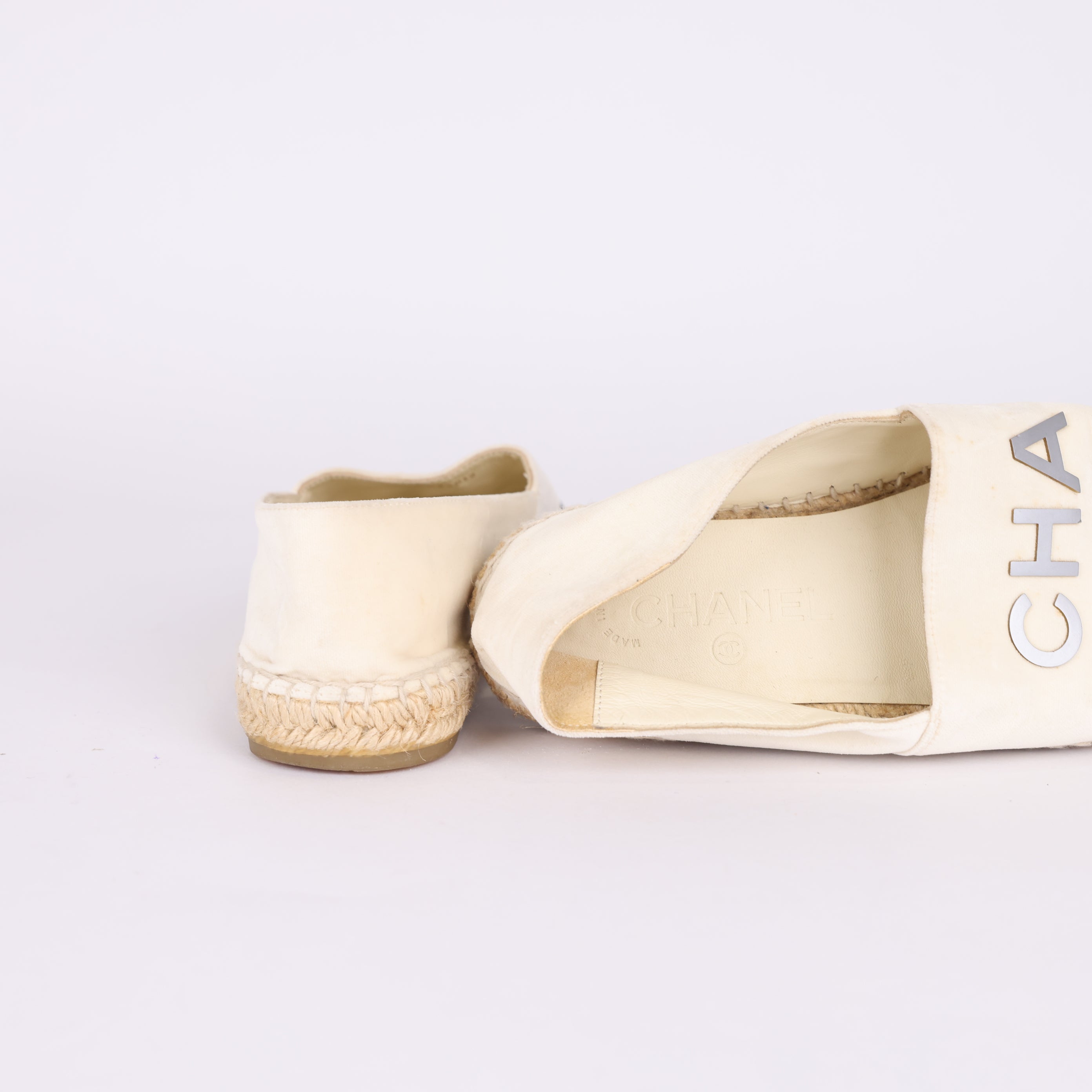 PRE OWNED- Chanel Black and White Velvet Bucklers Size EU37/ UK4