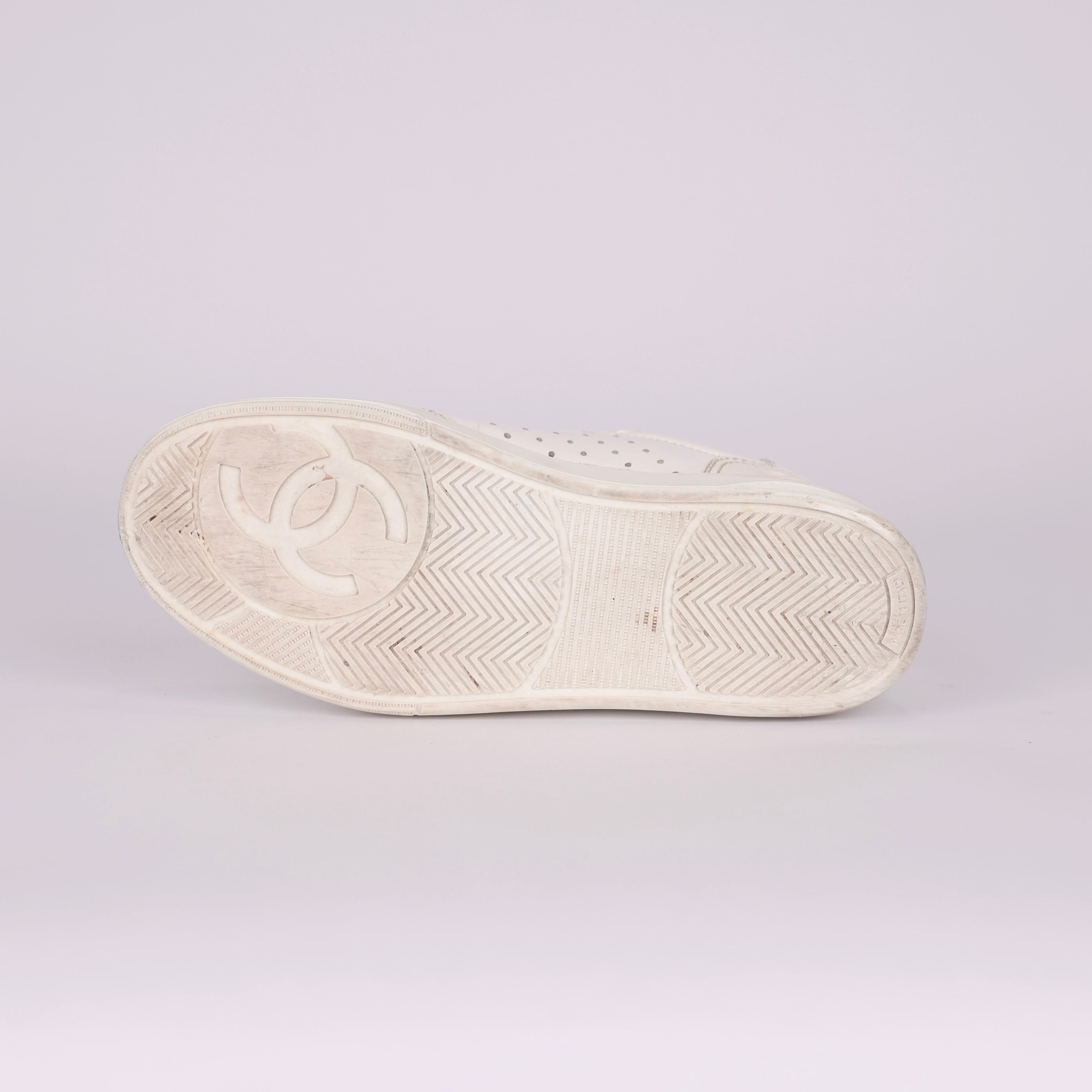 PRE OWNED- Chanel White Perforated Leather Low Top Sneakers Size 38