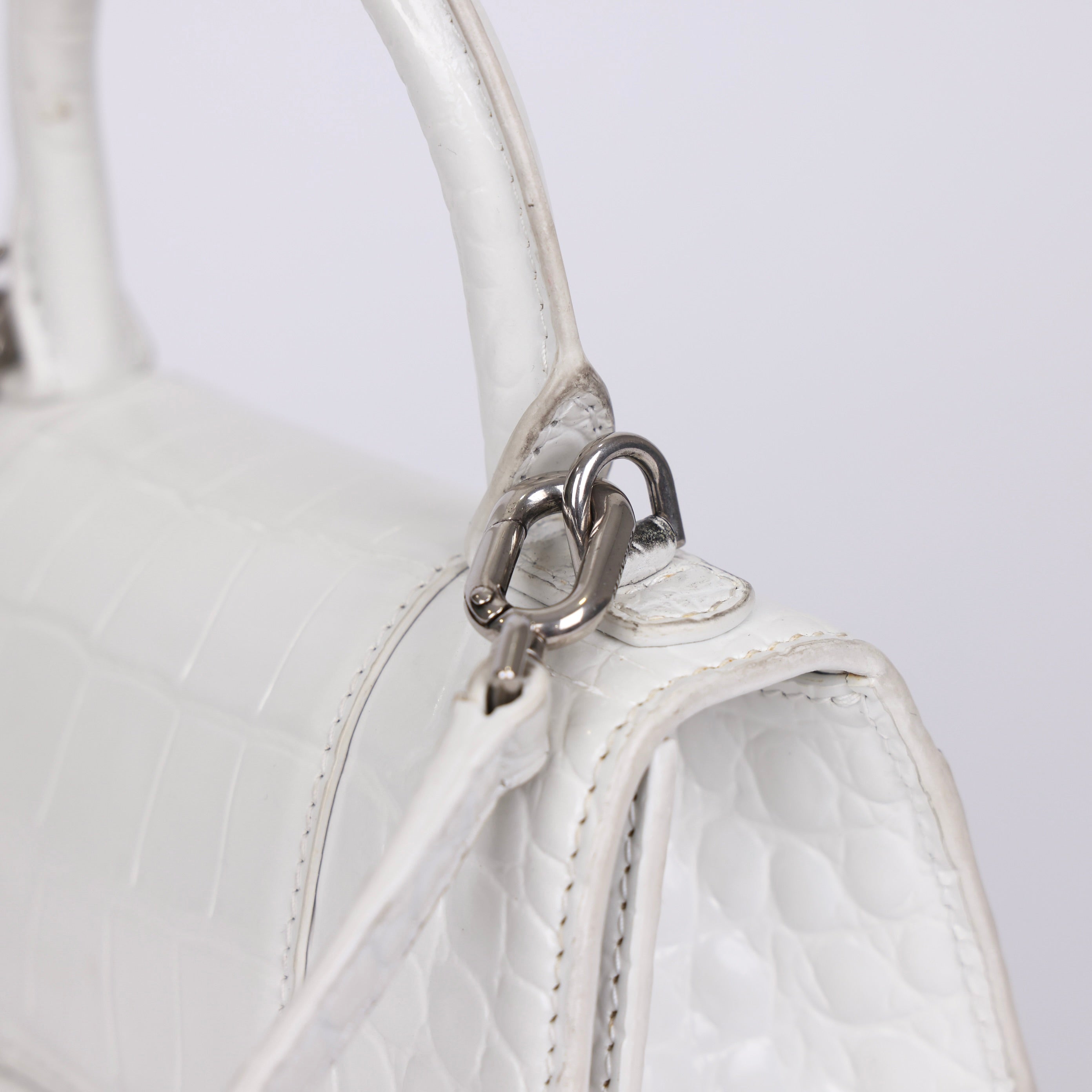 PRE OWNED- BALENCIAGA white calf leather shoulder bag Size XS