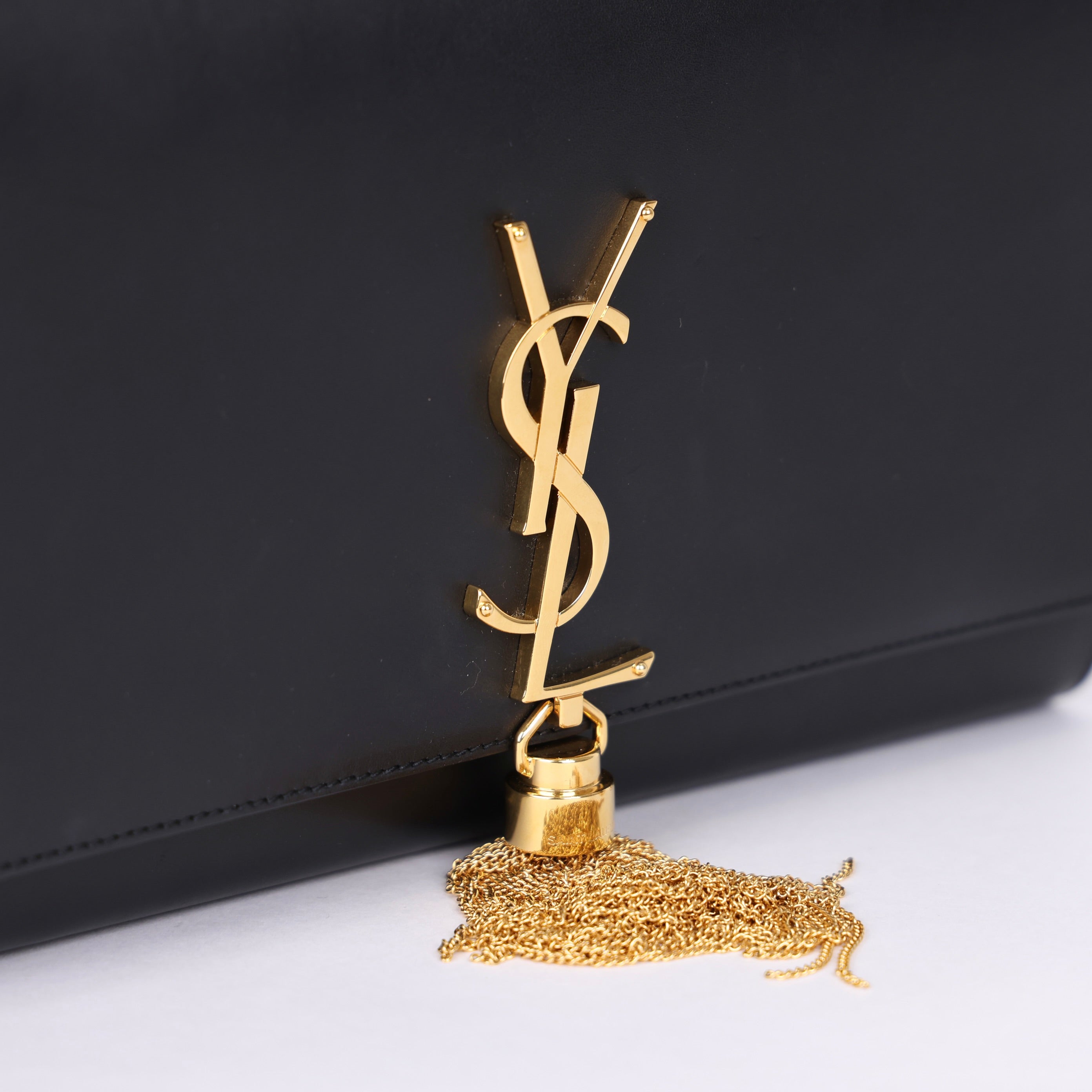 PRE OWNED- YSL KATE MEDIUM TASSEL BAG