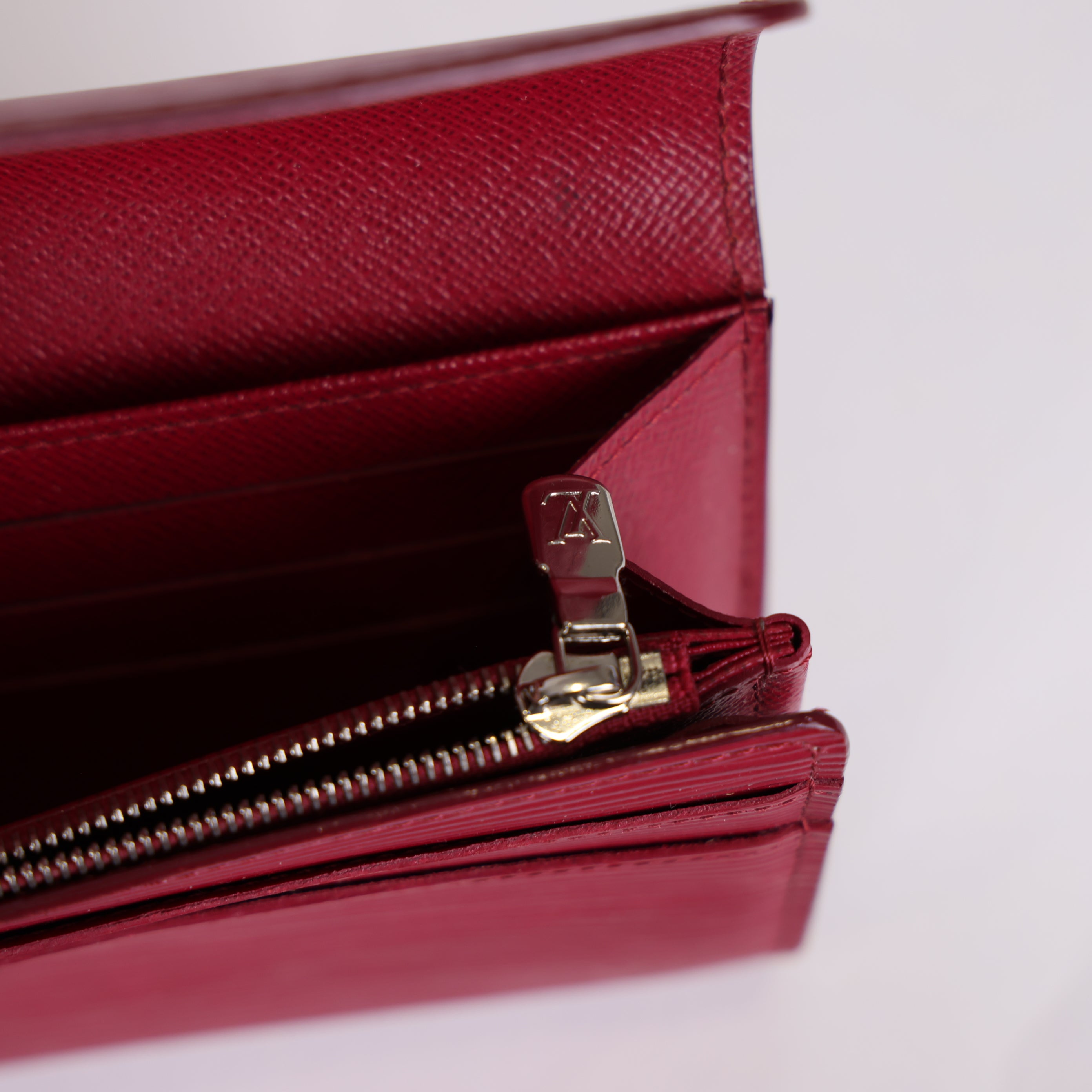 PRE OWNED- Louis Vuitton Portefeuille Sarah Ladies Long Wallet J0564W18325