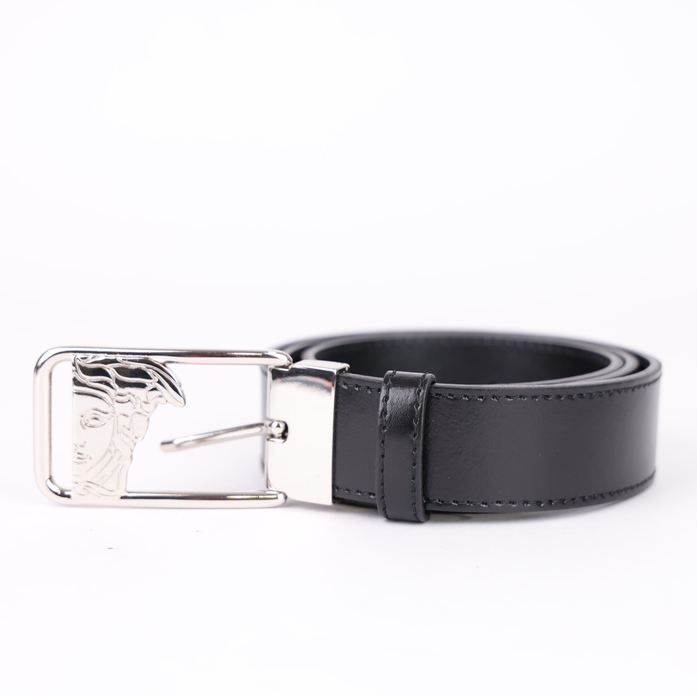 J0787 Versace belt Black Leather 110cm- Pre Owned
