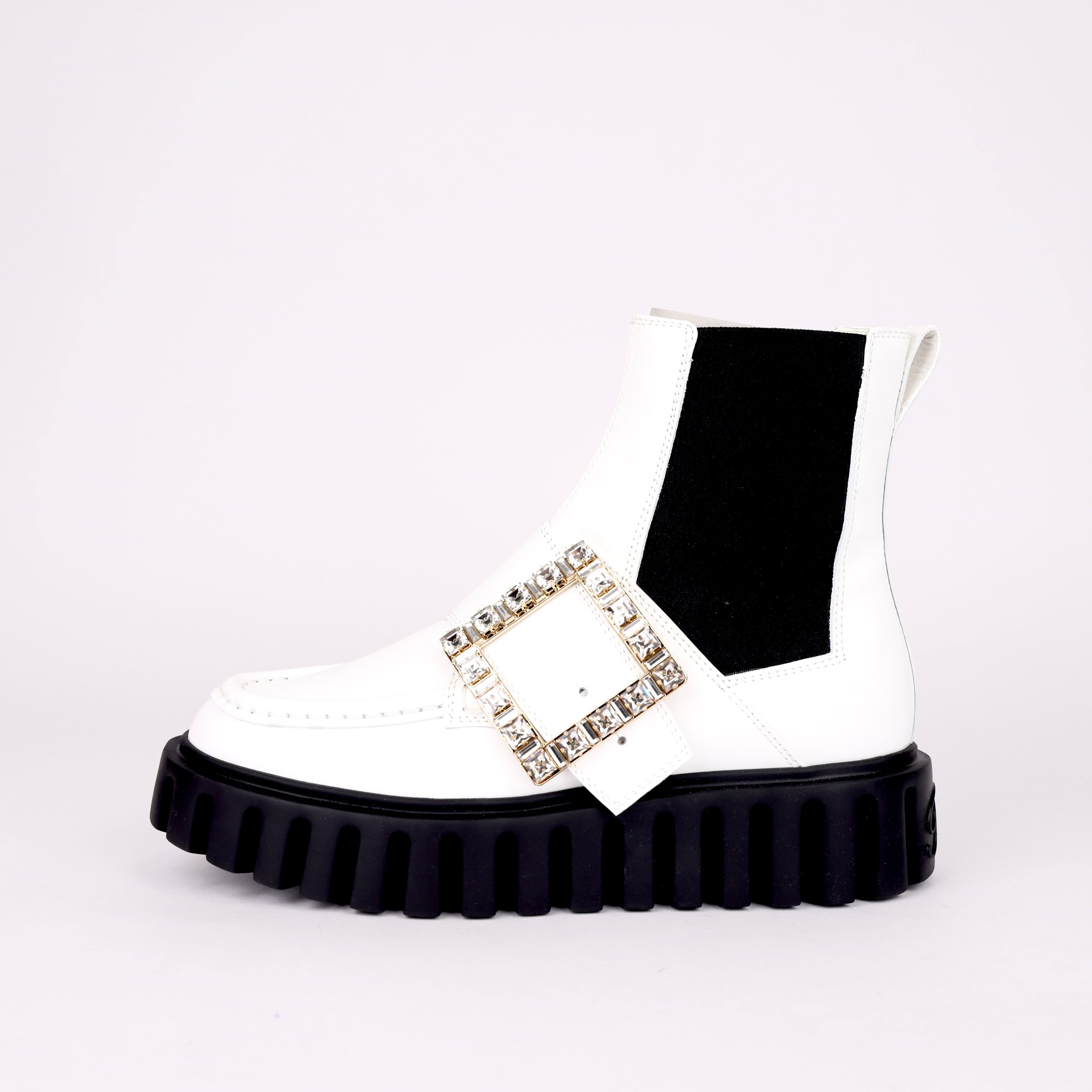 Roger Vivier Viv' Go-Thick Strass Buckle Chealsea Ankle Boots in Patent Leather SIZE EU37/UK4- Pre Owned