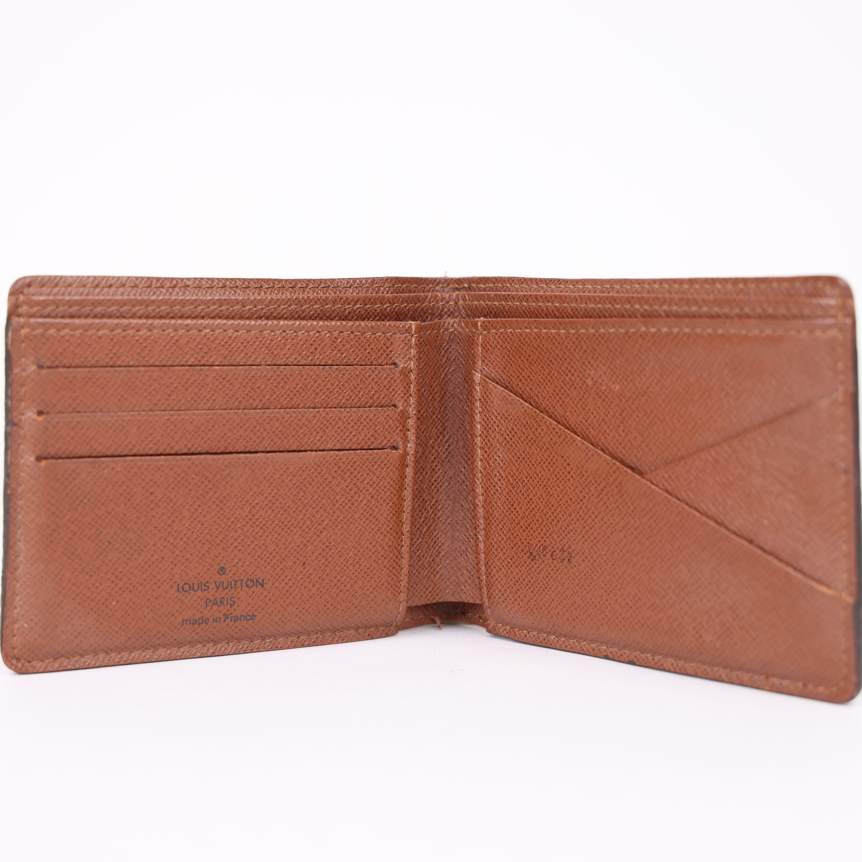 J0983 Louis Vuitton Monogram Portefeuille Marco wallet- Pre Owned