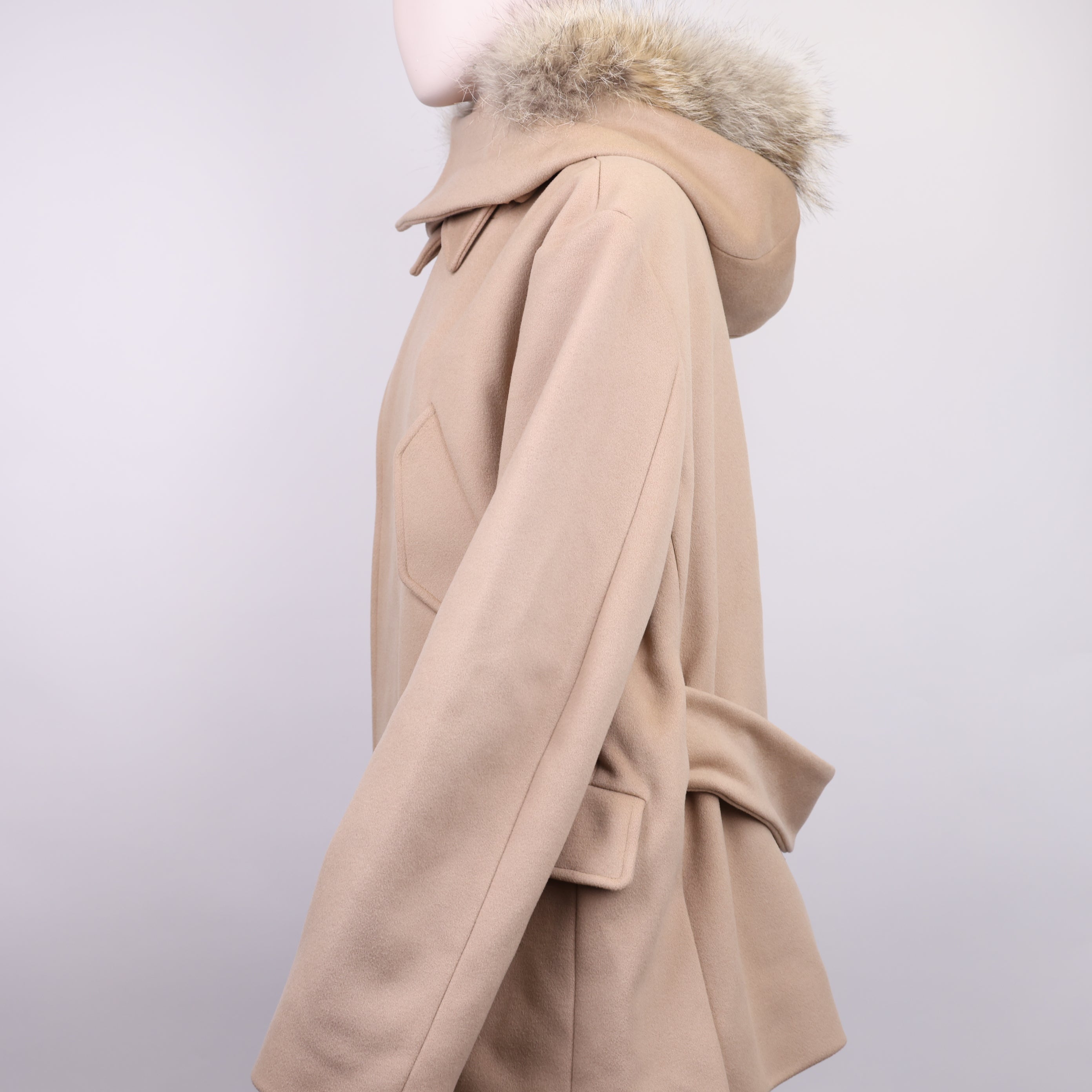 J0991 Louis Vuitton Hooded Coat size 48- Pre Owned