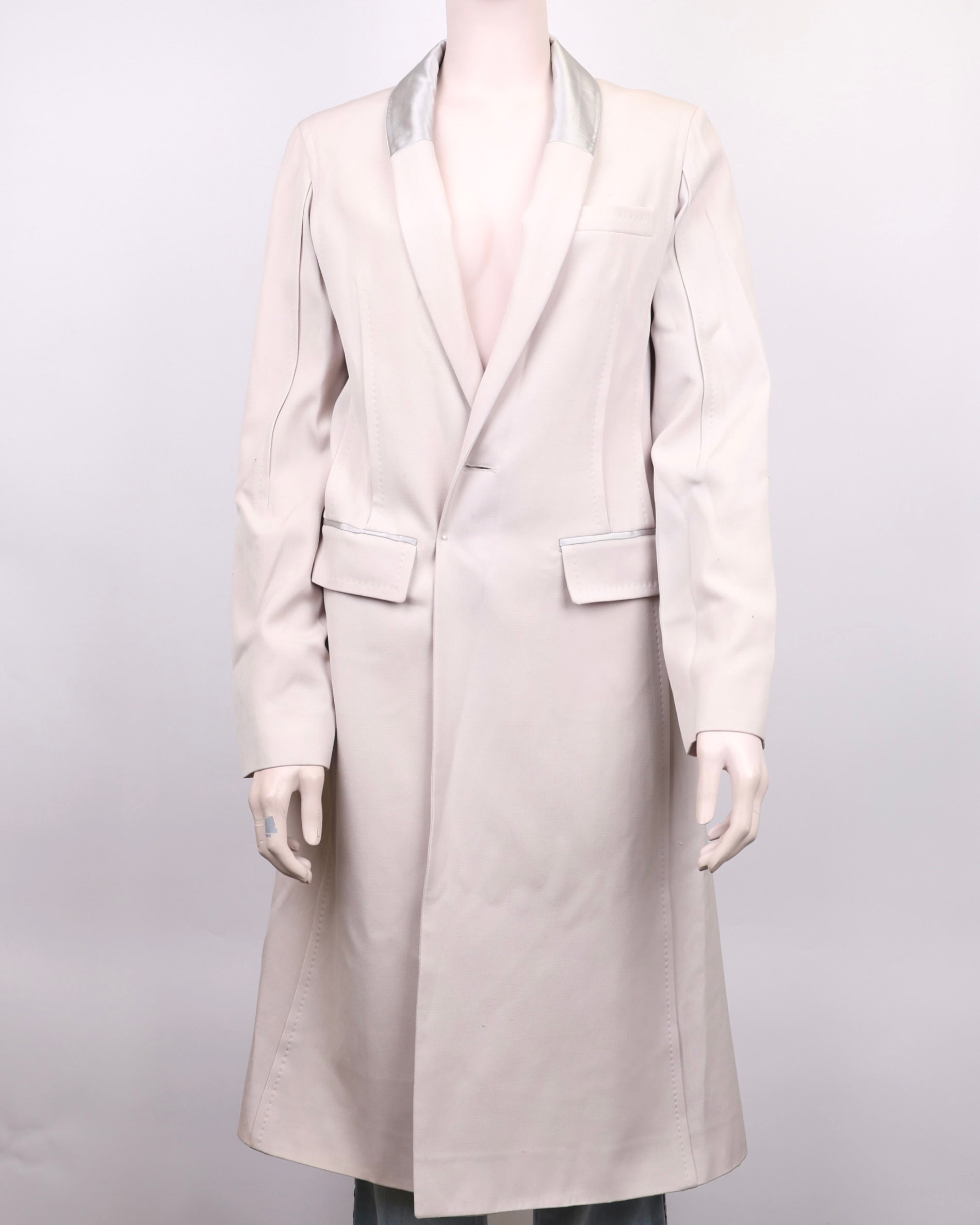 J0992 Louis Vuitton size 38 Beige coat - Pre Owned
