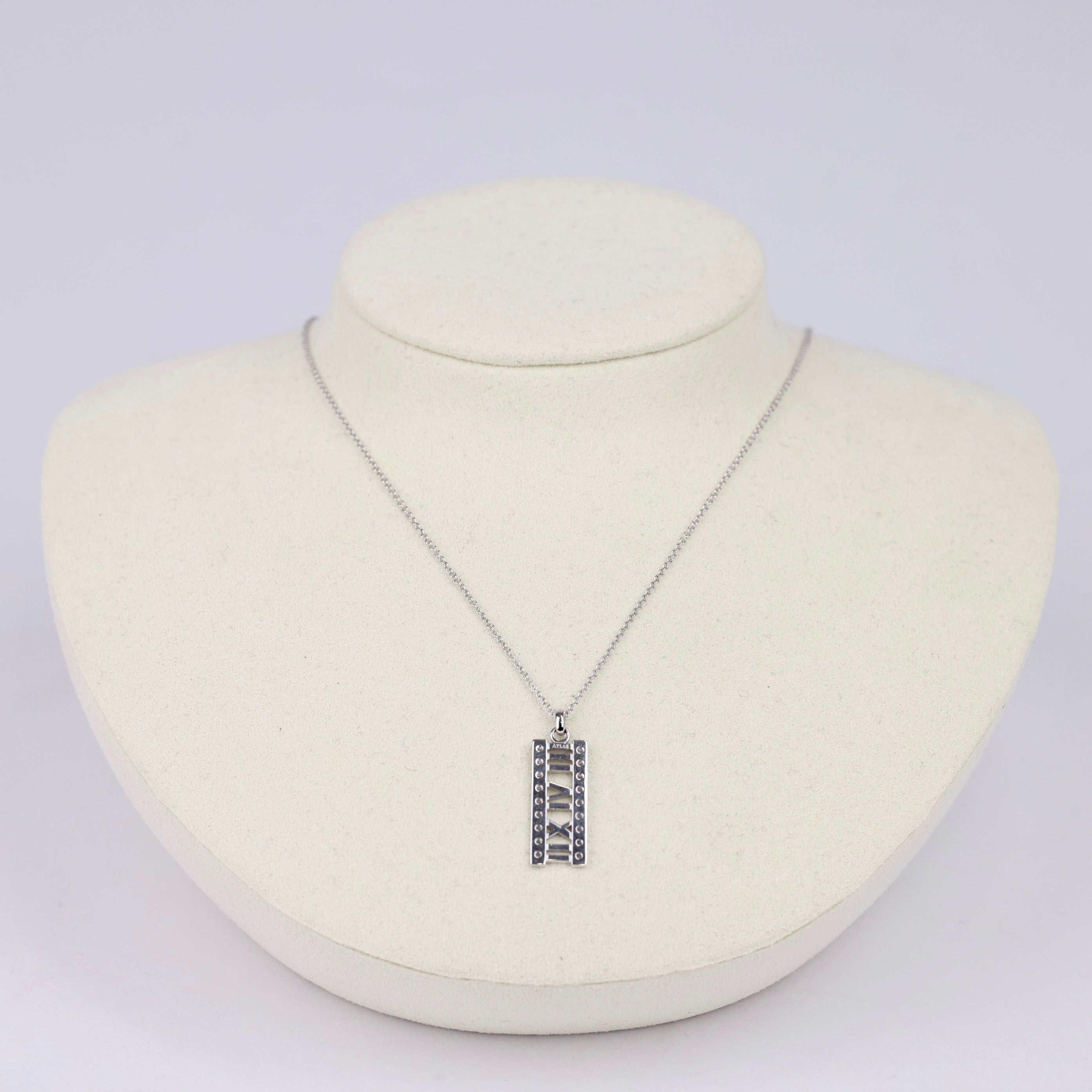 J1866 Tiffany & Co. Atlas Diamond Pendant Necklace 40cm- Pre Owned