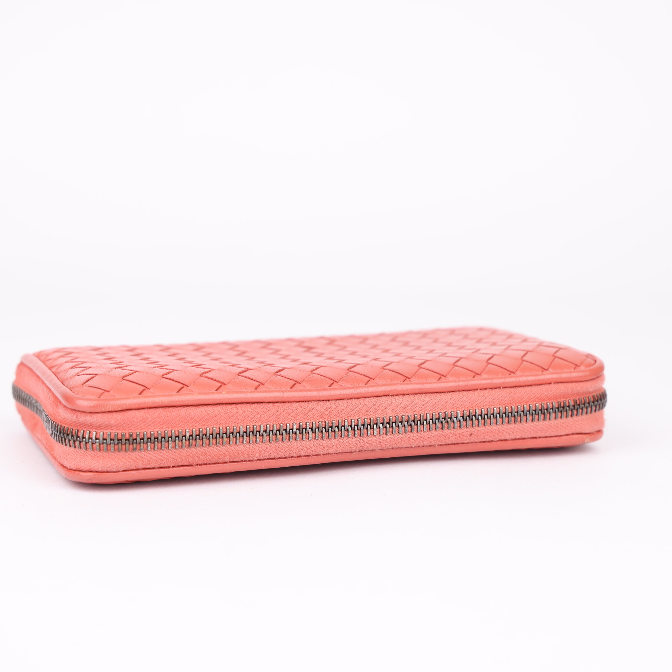 J1918 Bottega Veneta Intrecciato Zip Around Wallet- Pre Owned