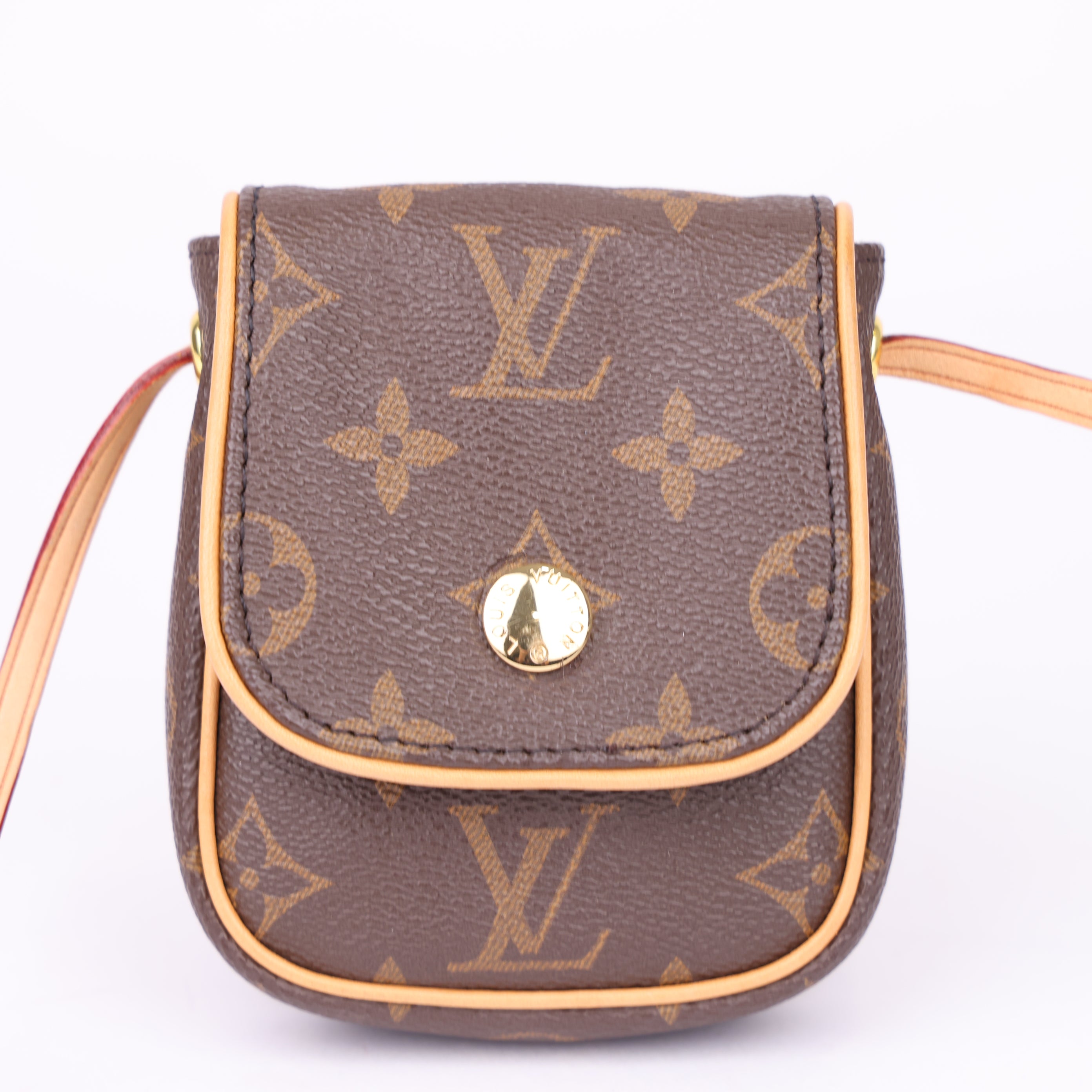 J1901 Louis Vuitton Monogram Pochette Cancun Shoulder Bag- Pre Owned