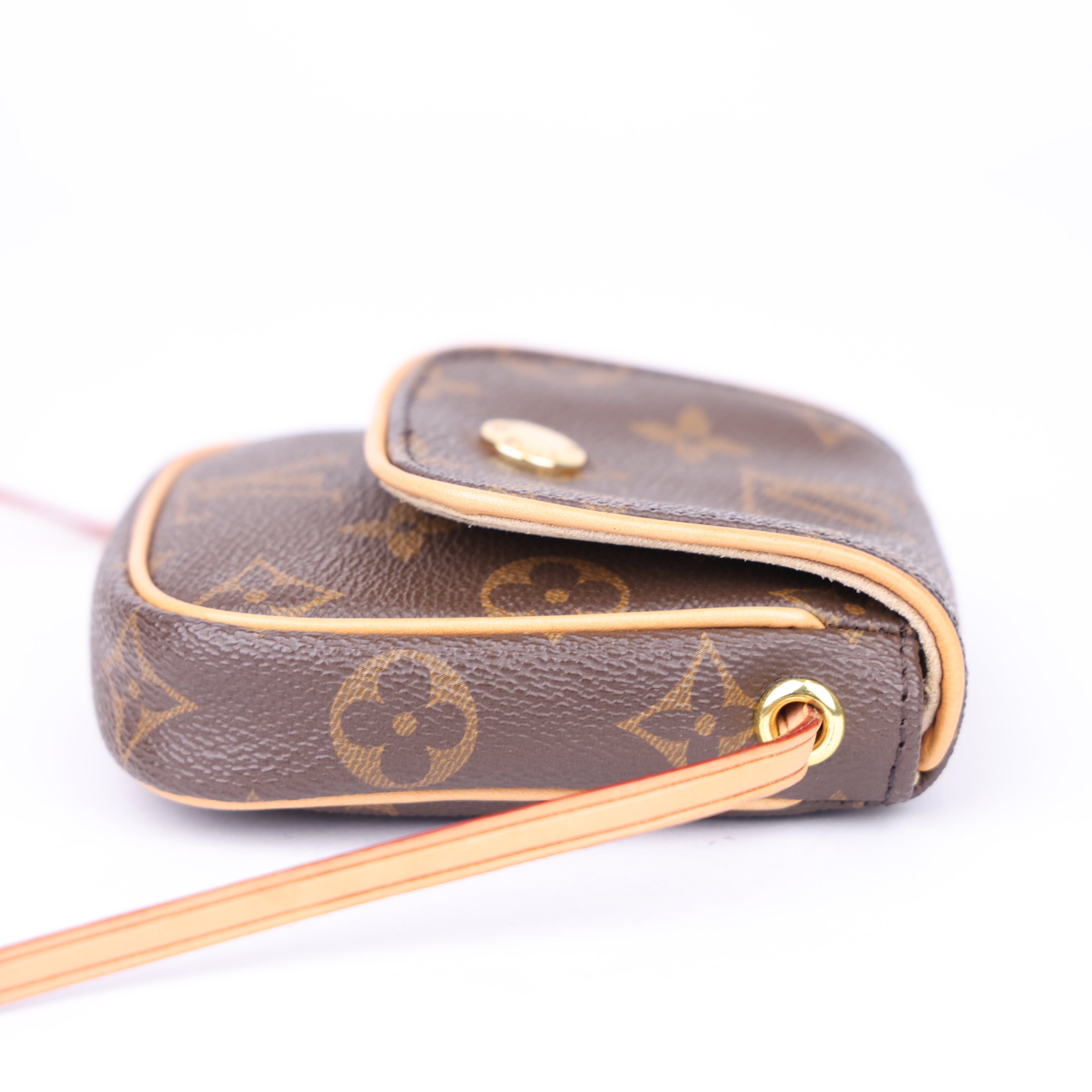 J1901 Louis Vuitton Monogram Pochette Cancun Shoulder Bag- Pre Owned