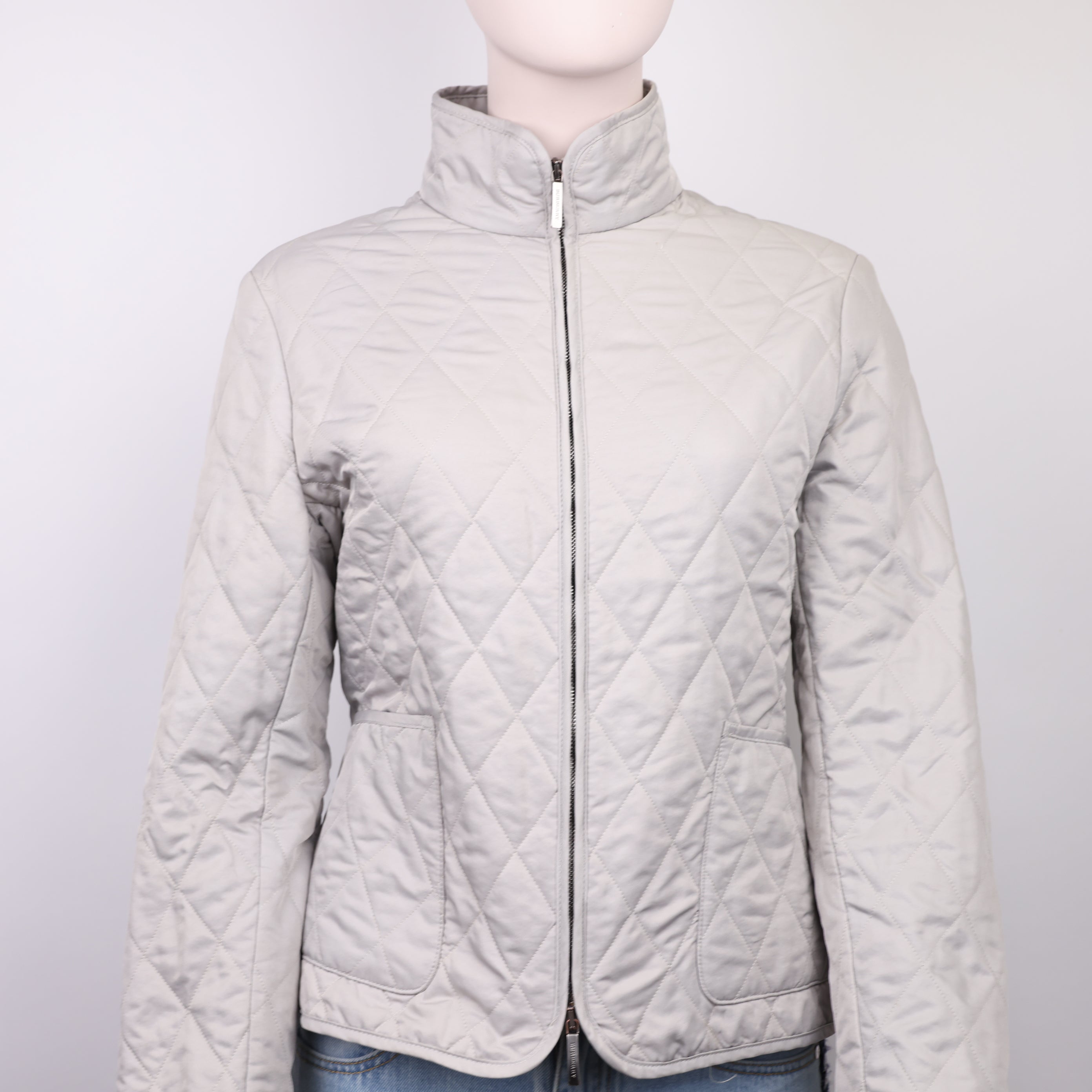 J0705 Burberry Grey Quilted Jacket- Pre Owned