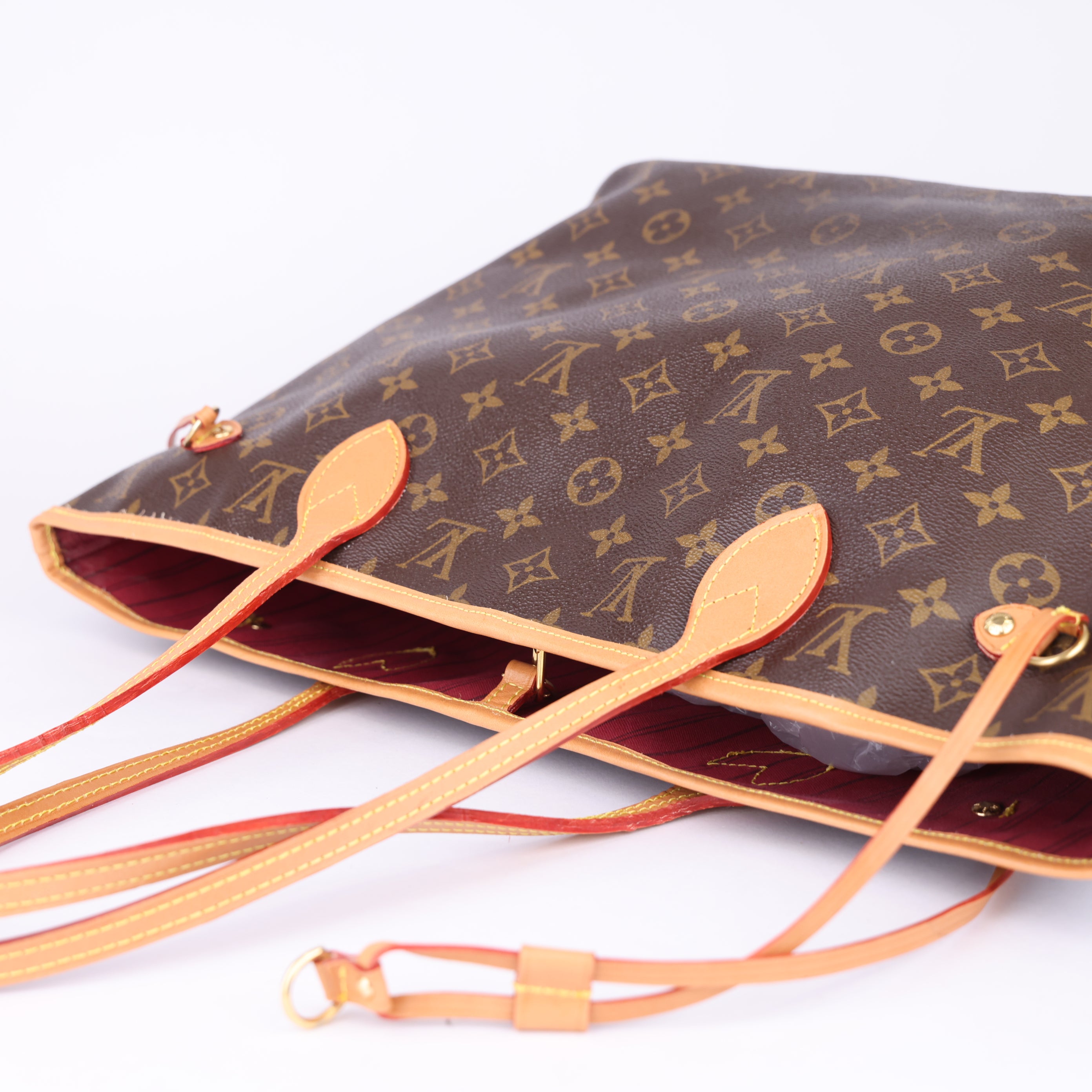 J1822 Louis Vuitton Neverfull Leather Tote - Pre Owned
