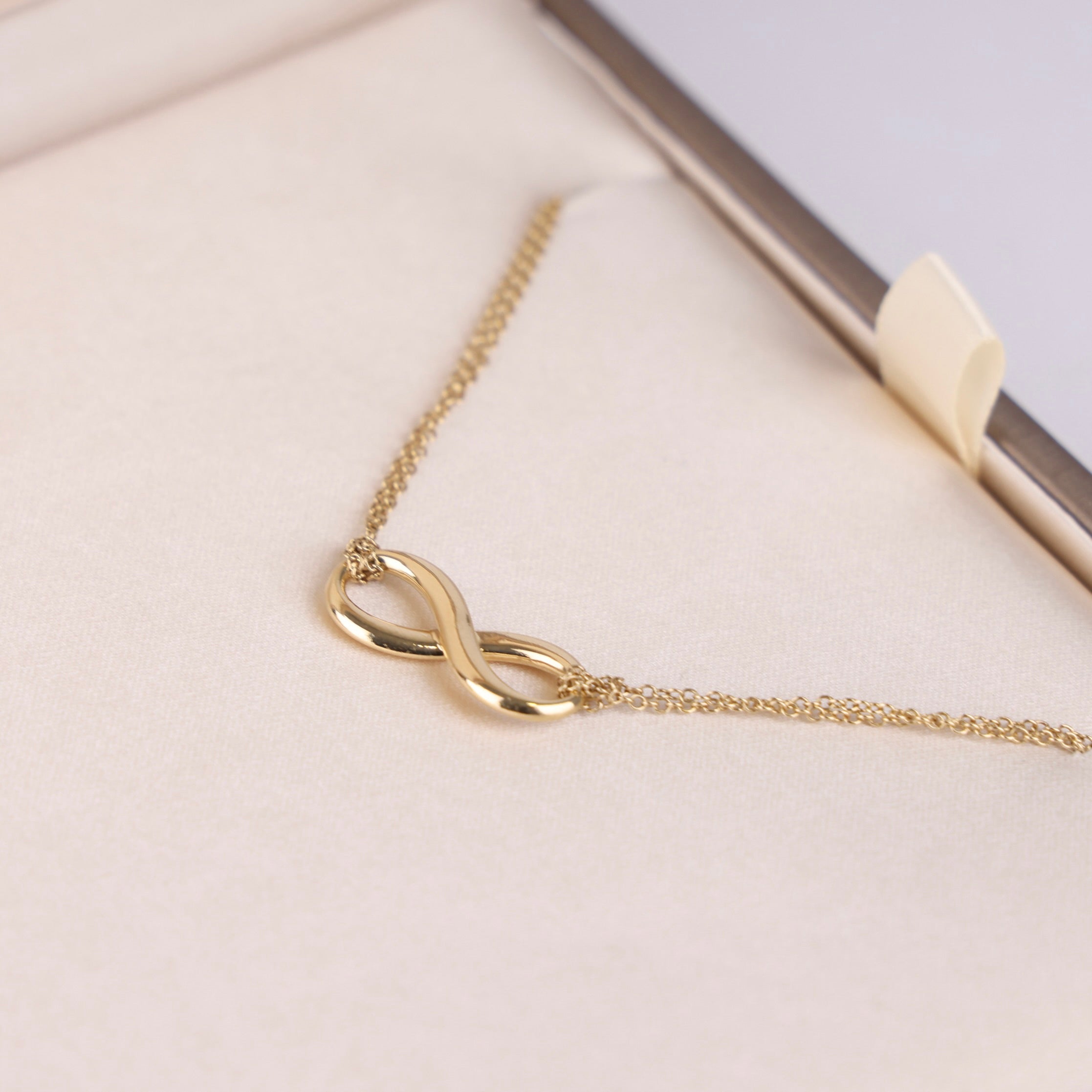 J1861 Tiffany & Co. 750 18ct Yellow Gold Infinity Pendant Double Chain Bracelet- Pre Owned