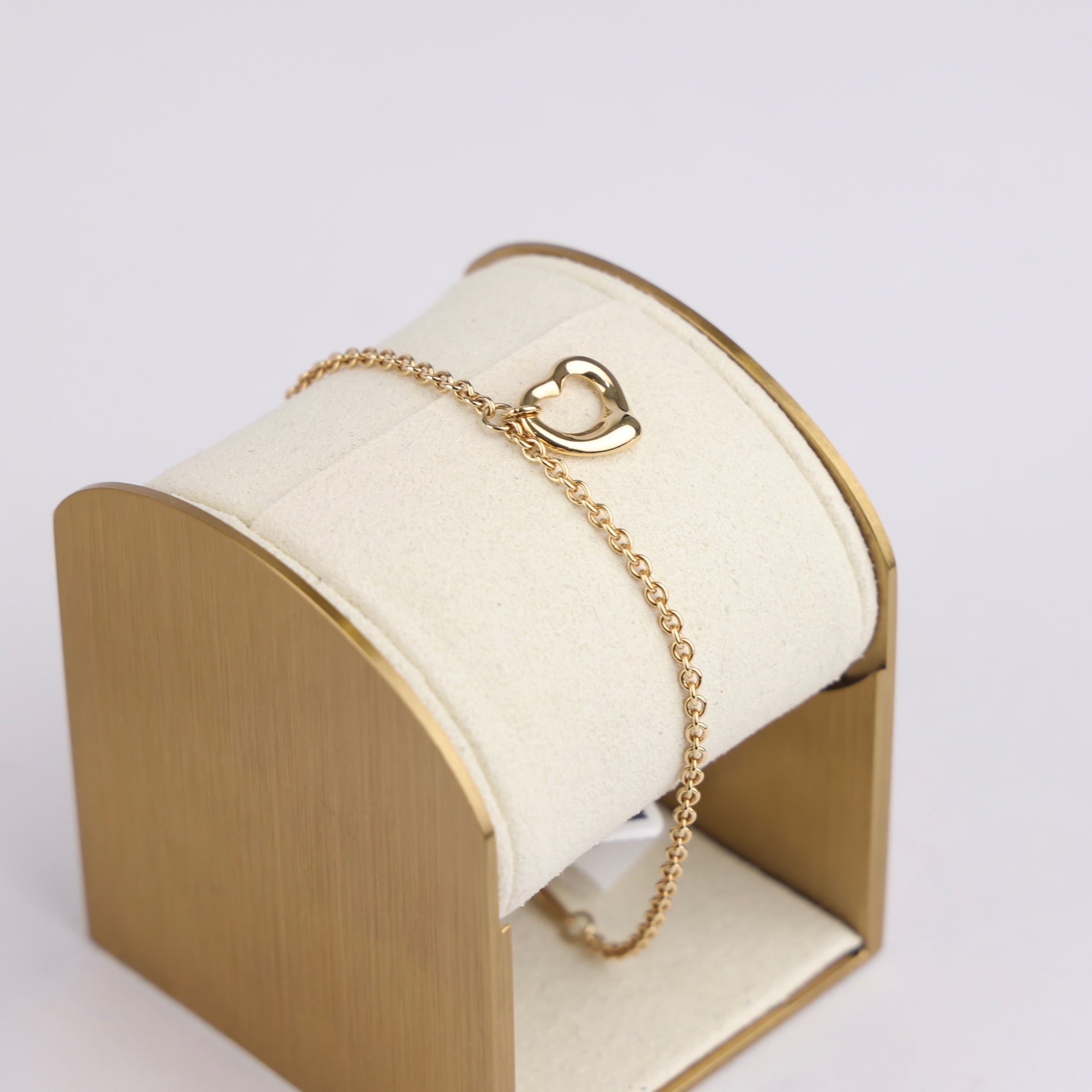 J1860 TIFFANY&Co. Elsa Peretti® Open Heart Bracelet in Yellow Gold- Pre Owned