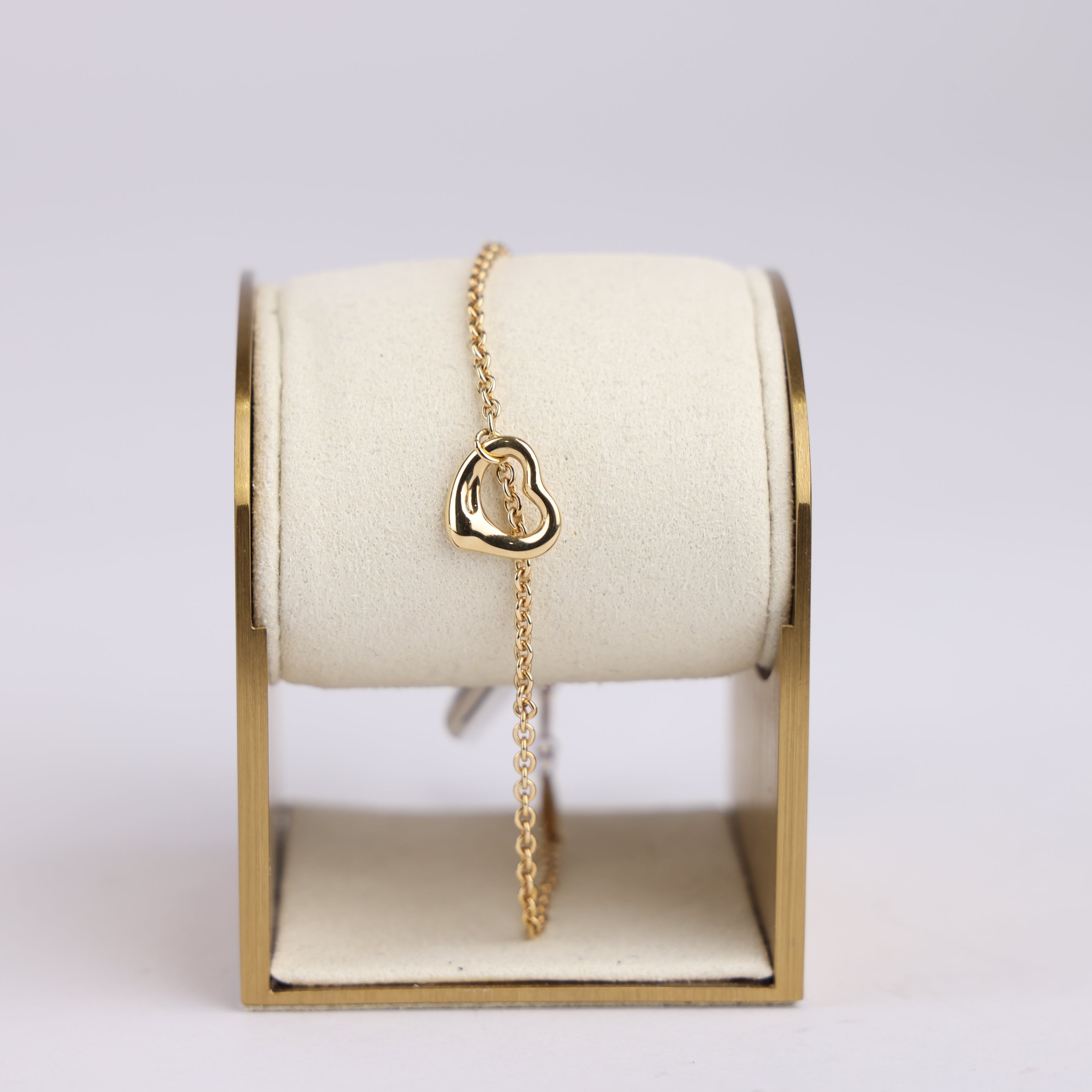 J1860 TIFFANY&Co. Elsa Peretti® Open Heart Bracelet in Yellow Gold- Pre Owned