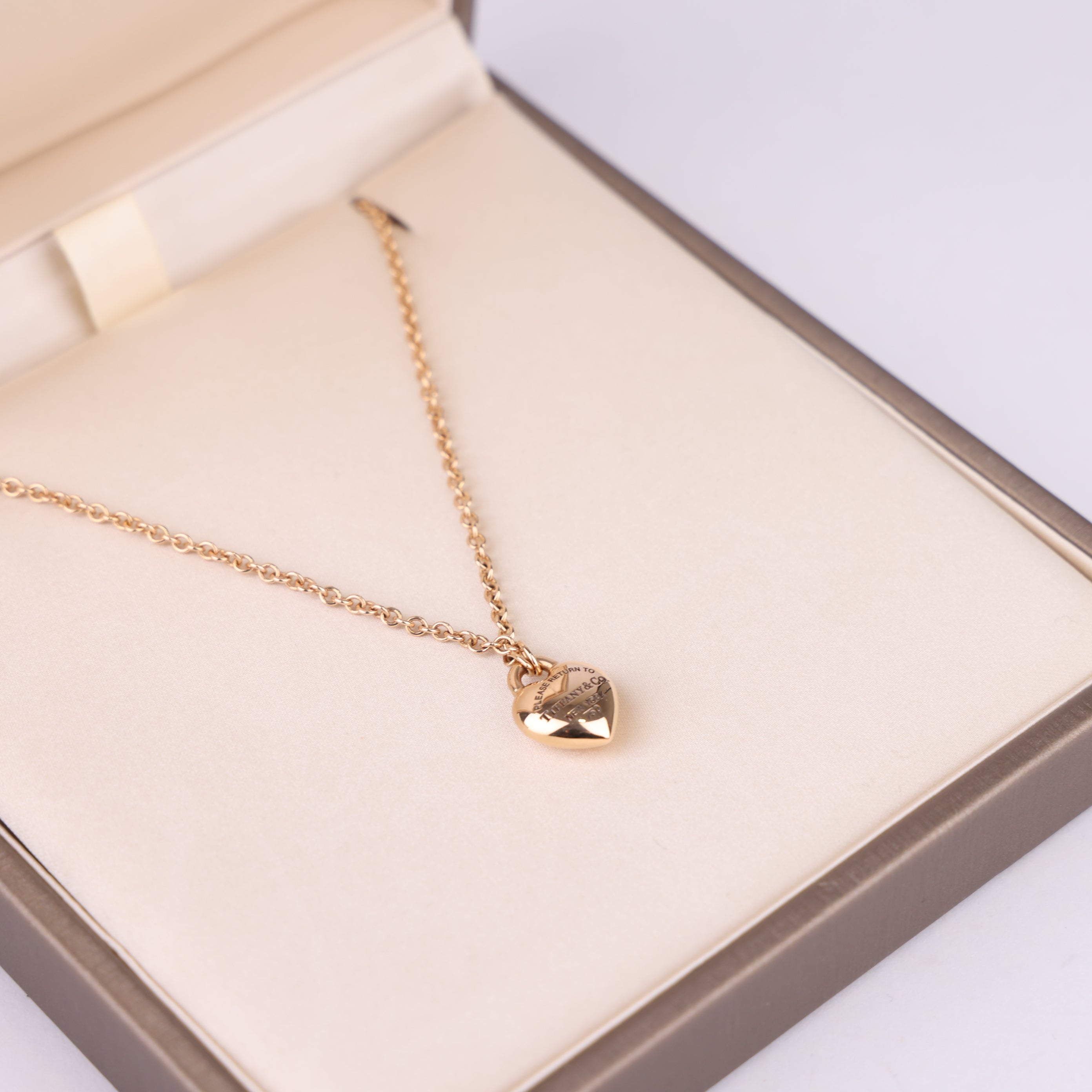 J1856 Tiffany™ Full Heart Pendant in Rose Gold- Pre Owned