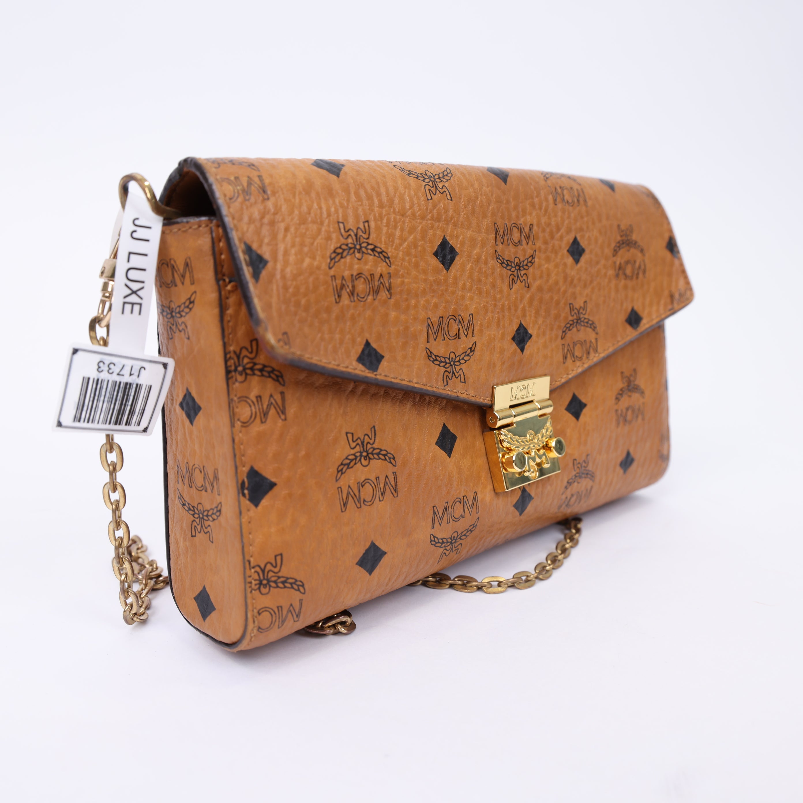J1733 MCM Patricia Continental (Large) Crossbody Wallet - Pre Owned