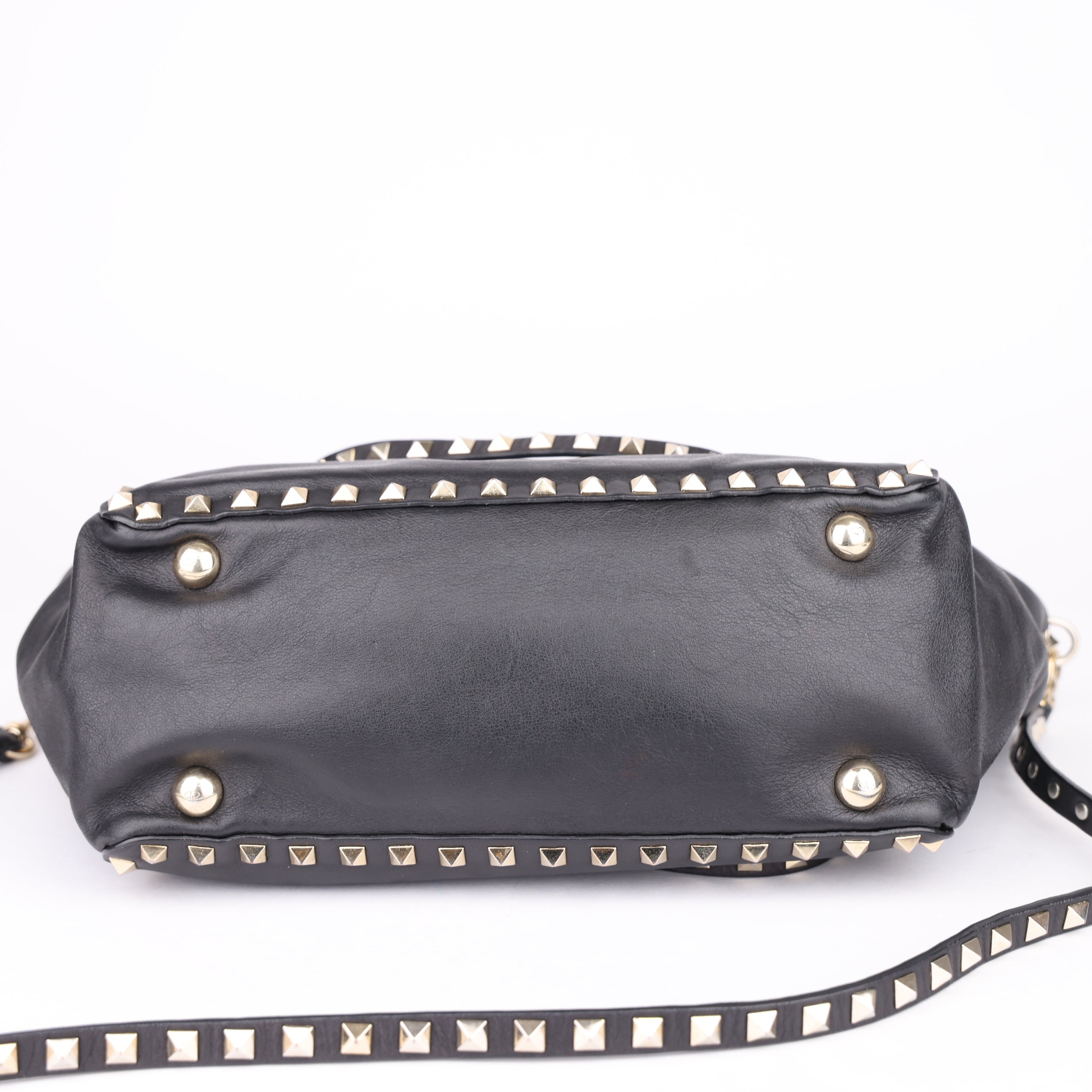 J1664 Valentino Garavani Rockstud Trapeze Tote- Pre Owned