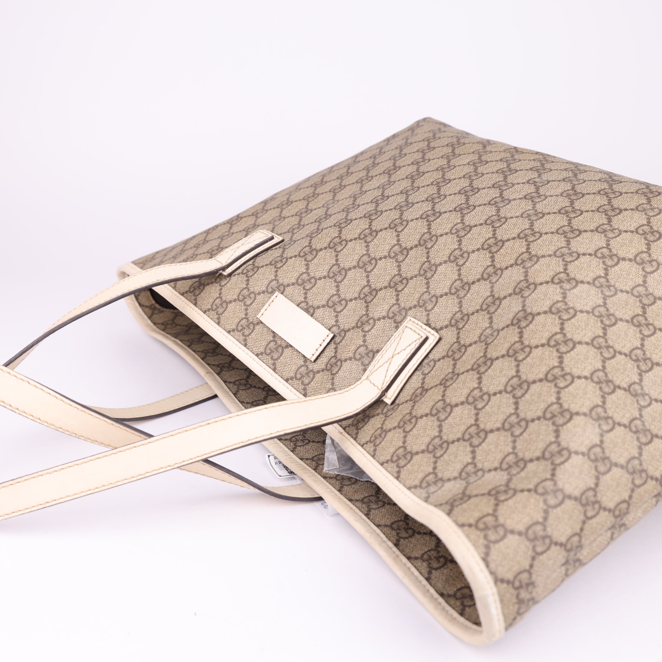 J1659 Gucci White GG Supreme Tote Bag Beige Cloth- Pre Owned