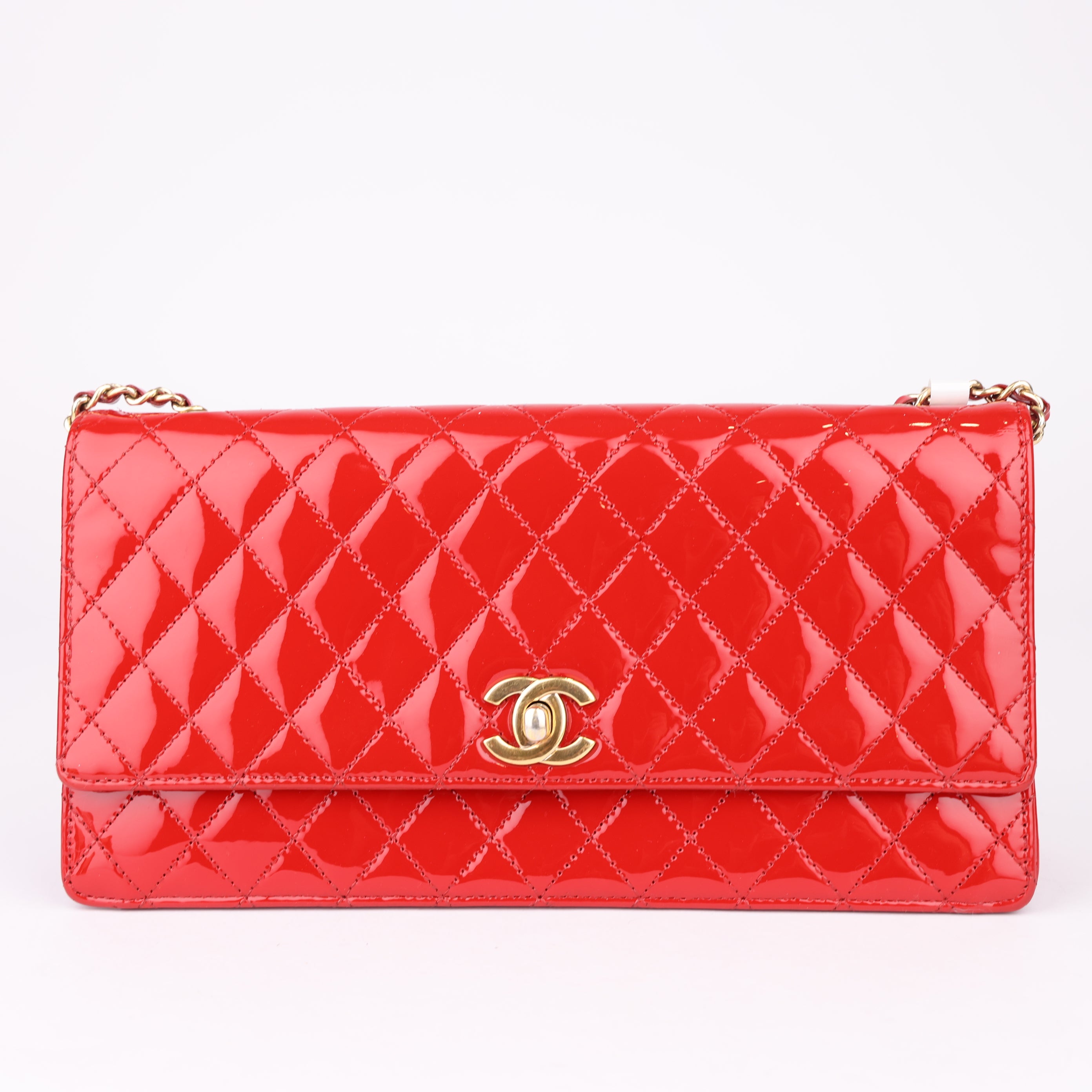 J1618 Chanel Leather Quilted CC Flap Red Shoulder Bags- Pre Owned