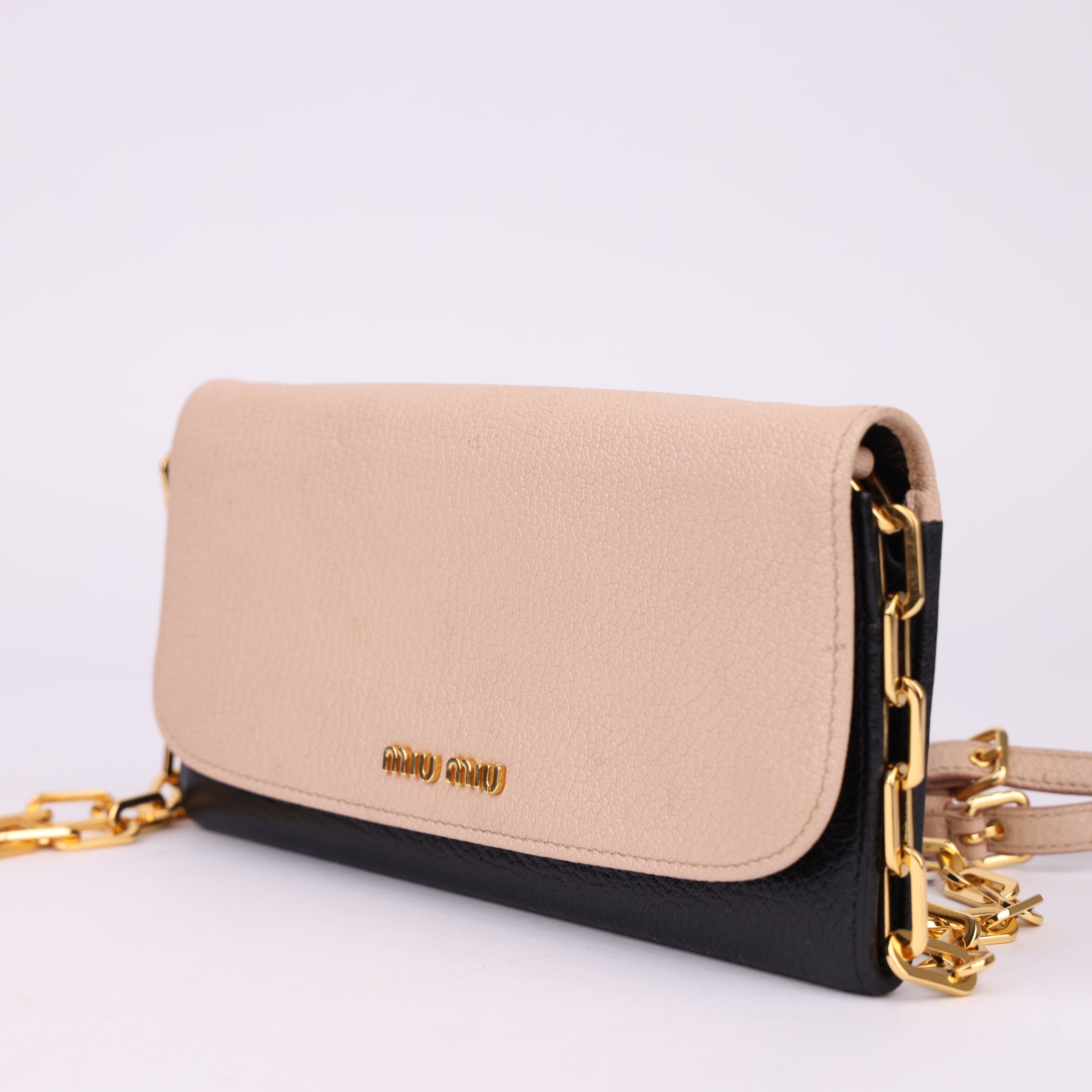 J1556 Miu Miu Bicolor Leather Wallet On Chain - Pre Owned