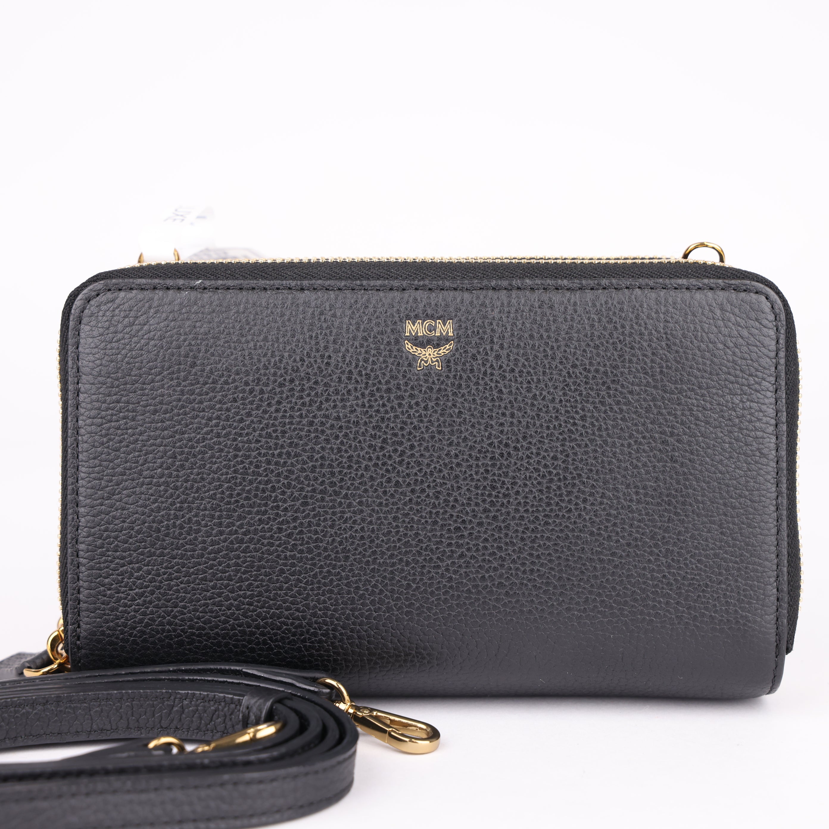 J1532 MCM Zip Around Wallet- Pre Owned