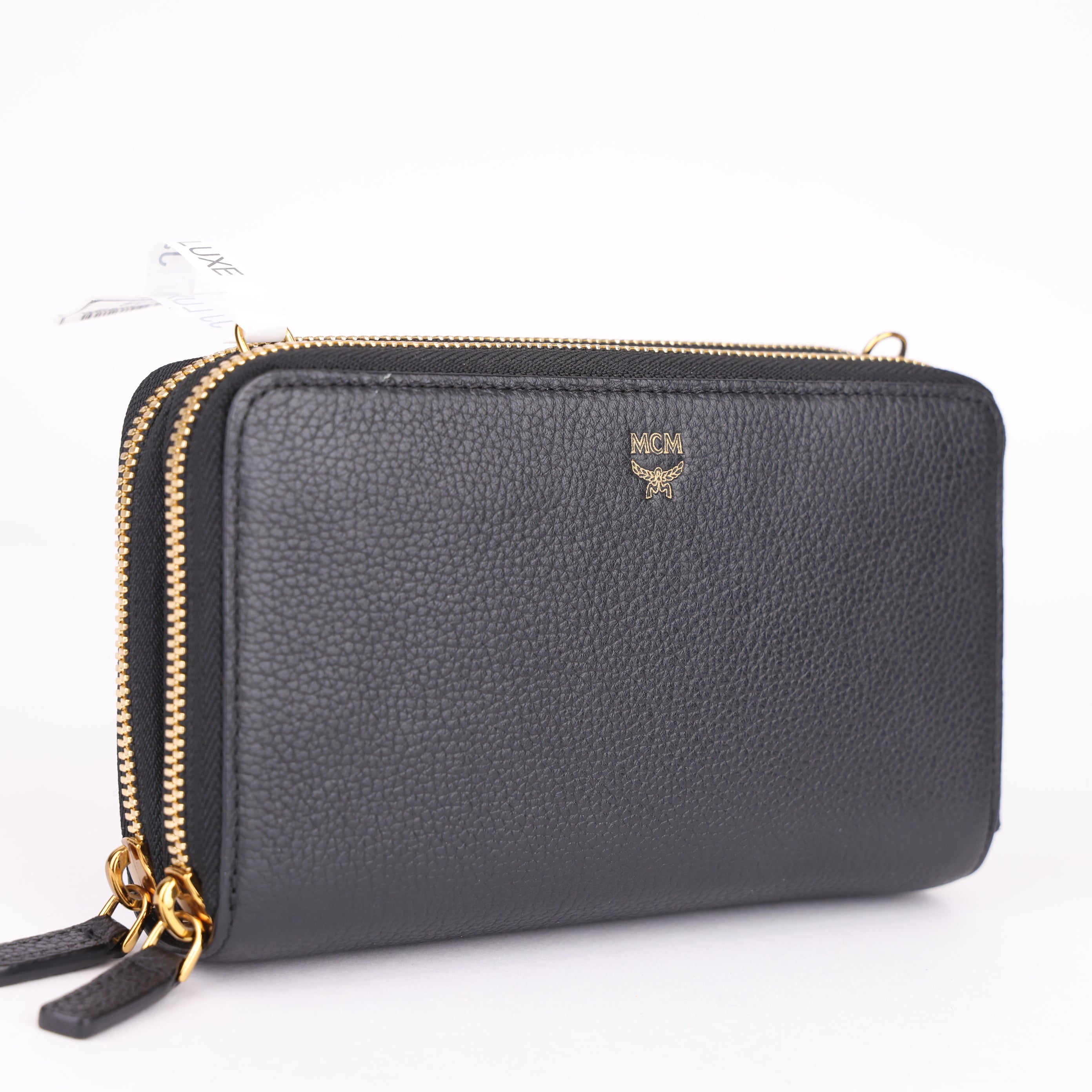 J1532 MCM Zip Around Wallet- Pre Owned