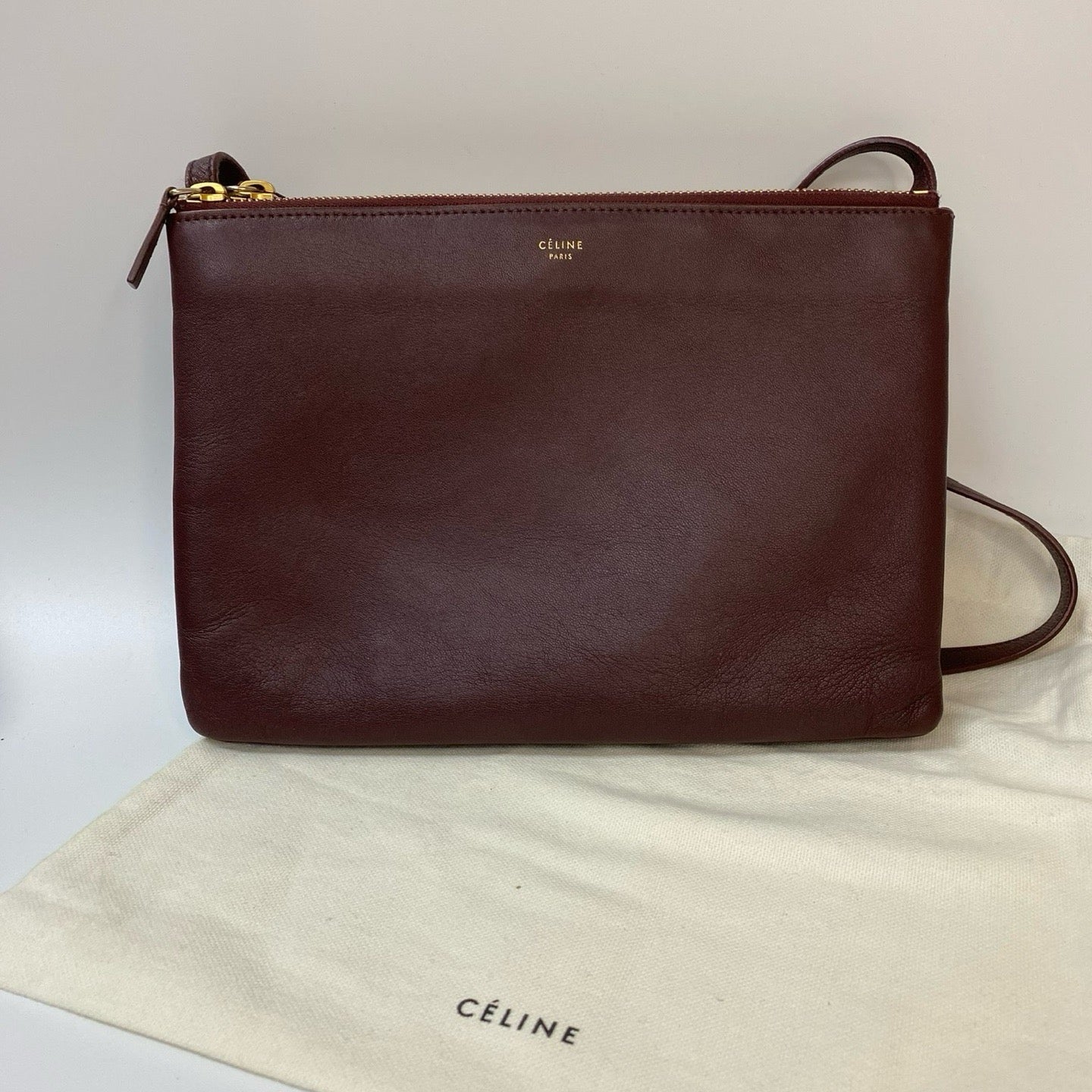 J2978 Celine Crossbody Bag Crossbody Trio in red, Box Calfskin | Pre-Owned Red Calfskin leather