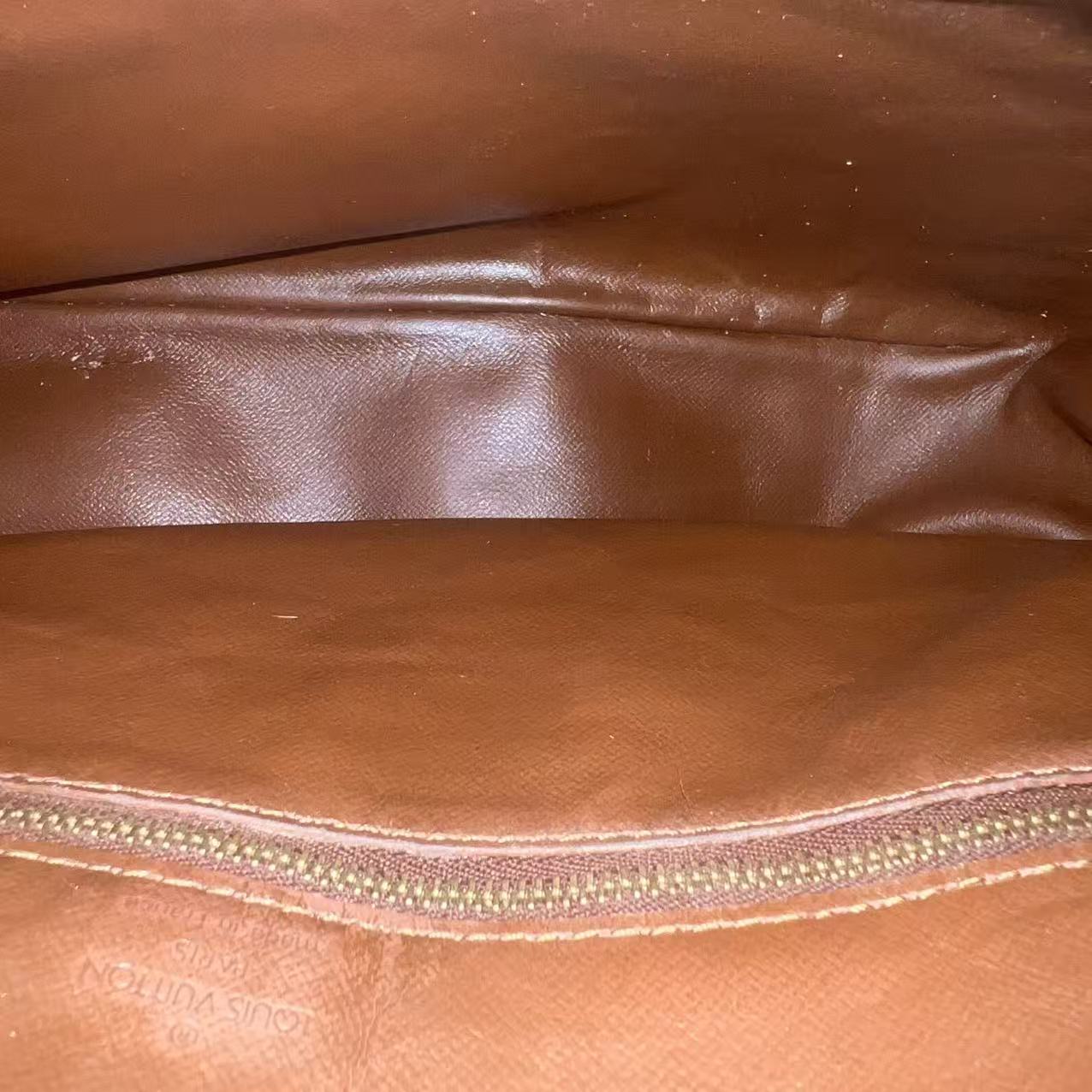 C1393R Louis Vuitton Boulogne 30 Monogram -Pre Owned