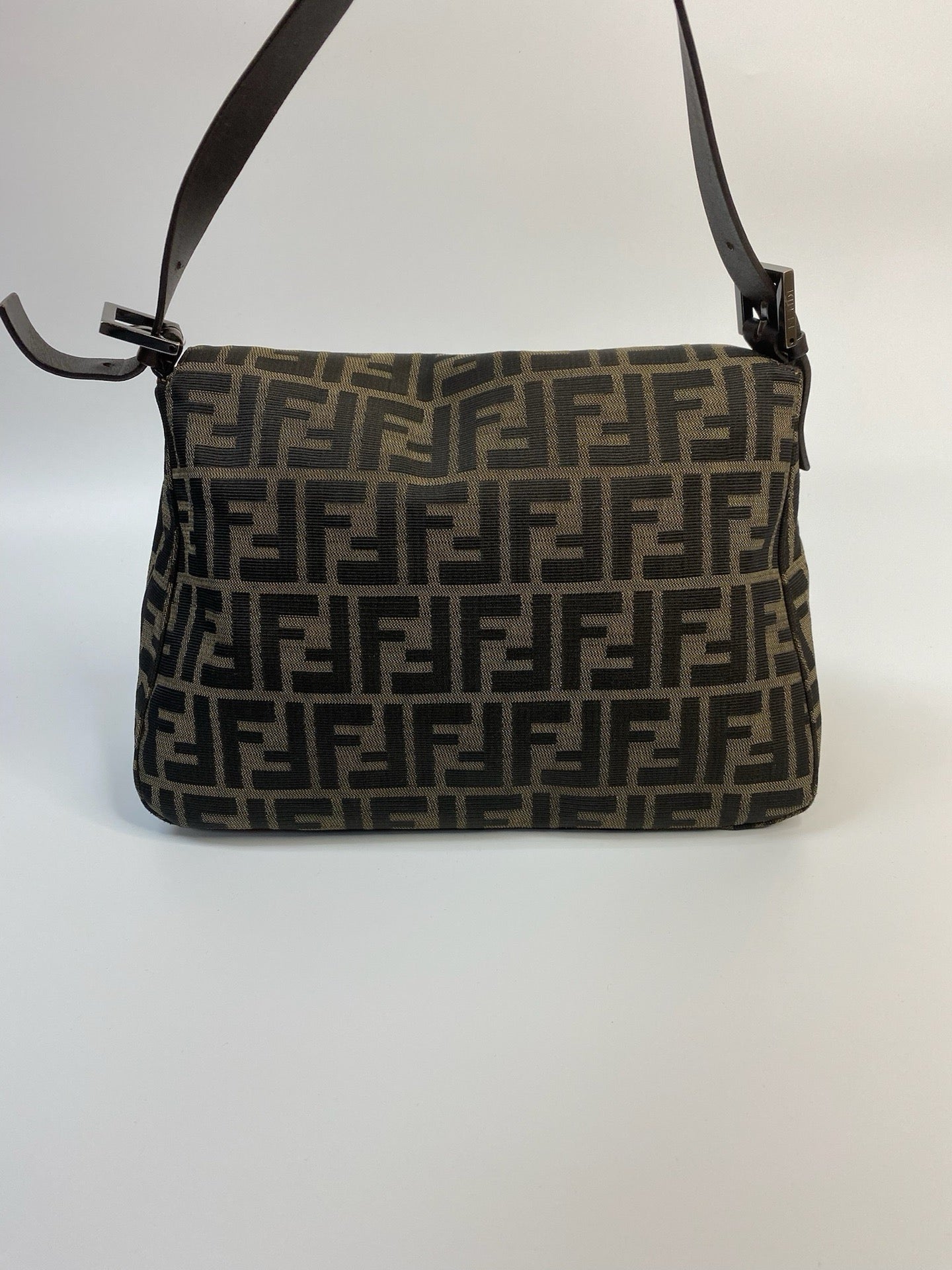 J2966 Fendi Shoulder Bag Brown Zucca Canvas Mama Baguette bag Handbag | Pre-Owned Brown Zucca Canvas