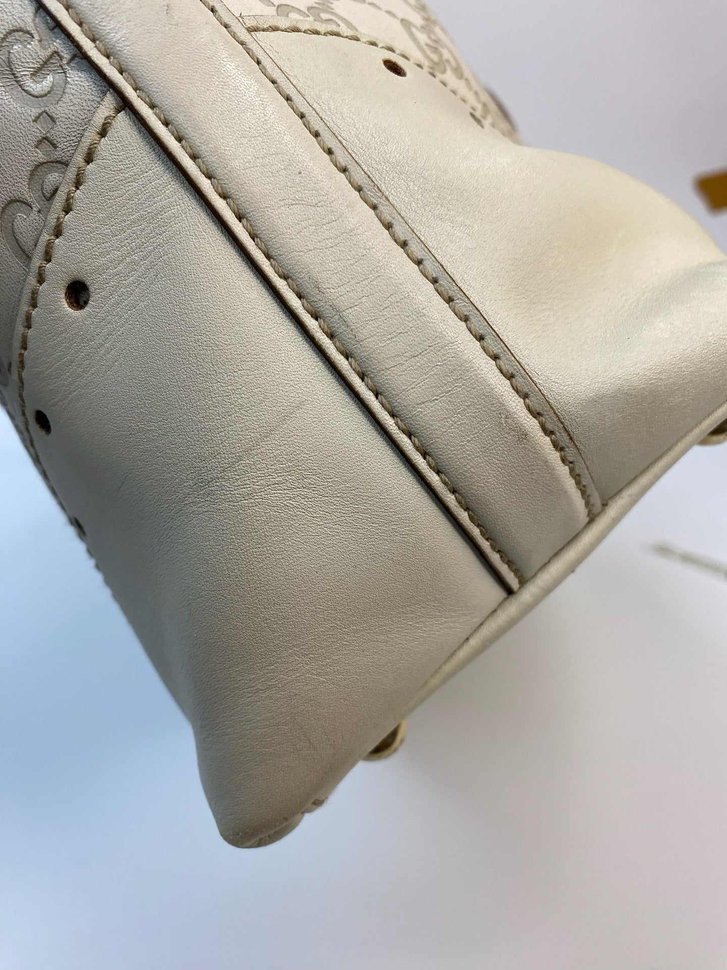 J2858 Gucci Tote Bag Guccisima White Tote Bag | Pre-Owned White Leather Guccissima