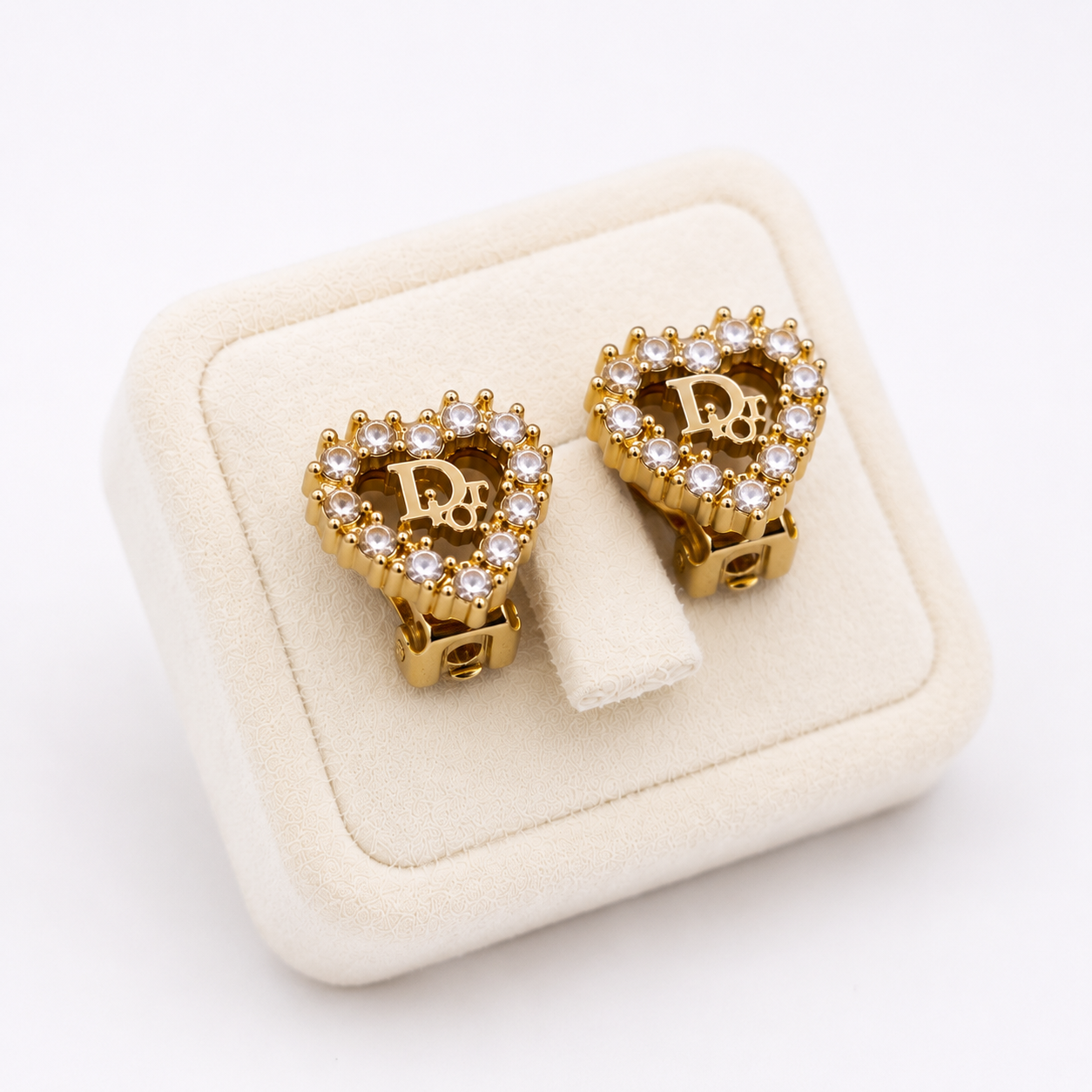 Christian Dior Heart Rhinestone Clip Earrings J3082 | Pre-Owned Good Gold-Tone Metal & Rhinestone