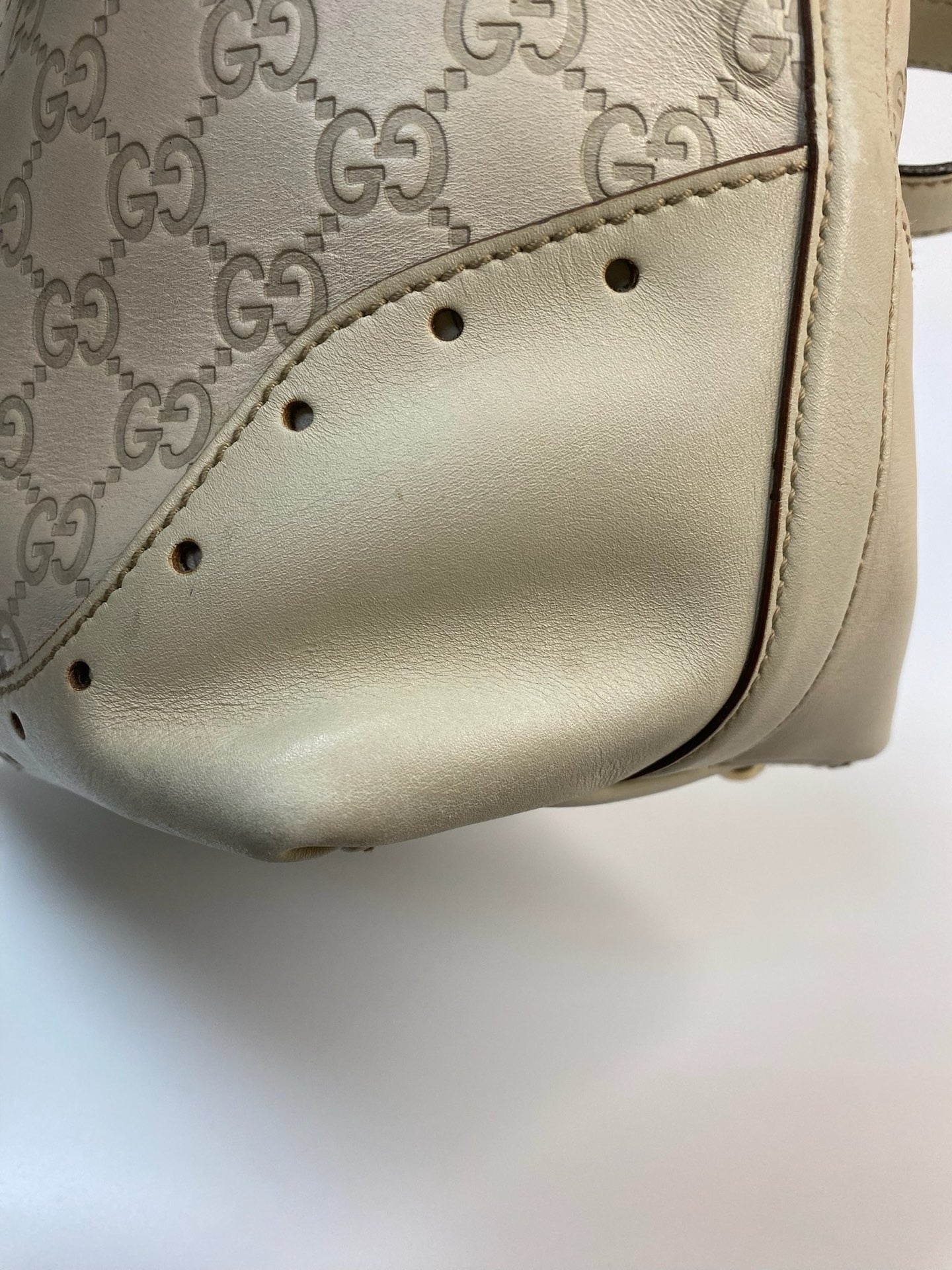 J2858 Gucci Tote Bag Guccisima White Tote Bag | Pre-Owned White Leather Guccissima