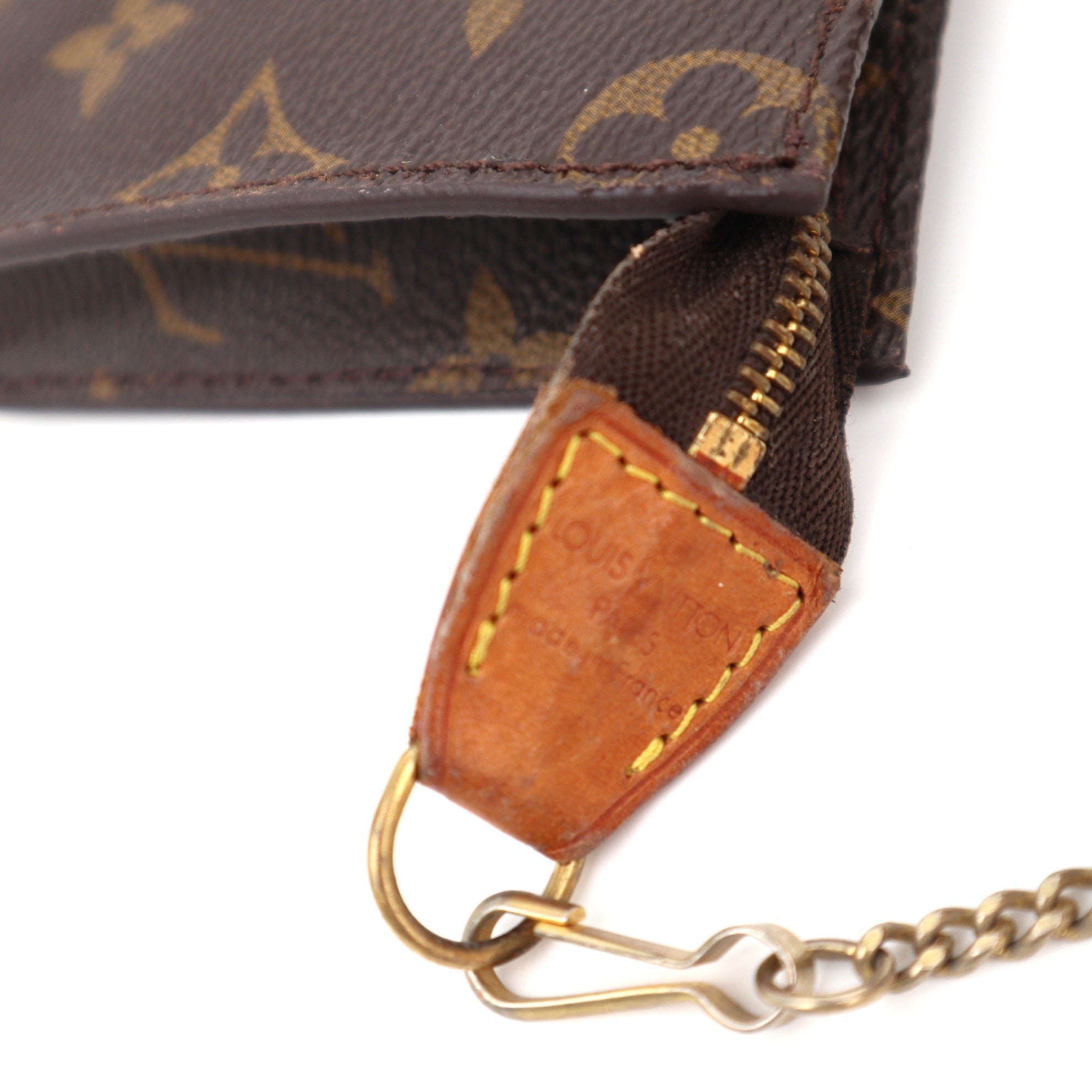 C1304R Louis Vuitton Monogram Canvas Petit Bucket Bag w/ Accessories Pouch-Pre Owned