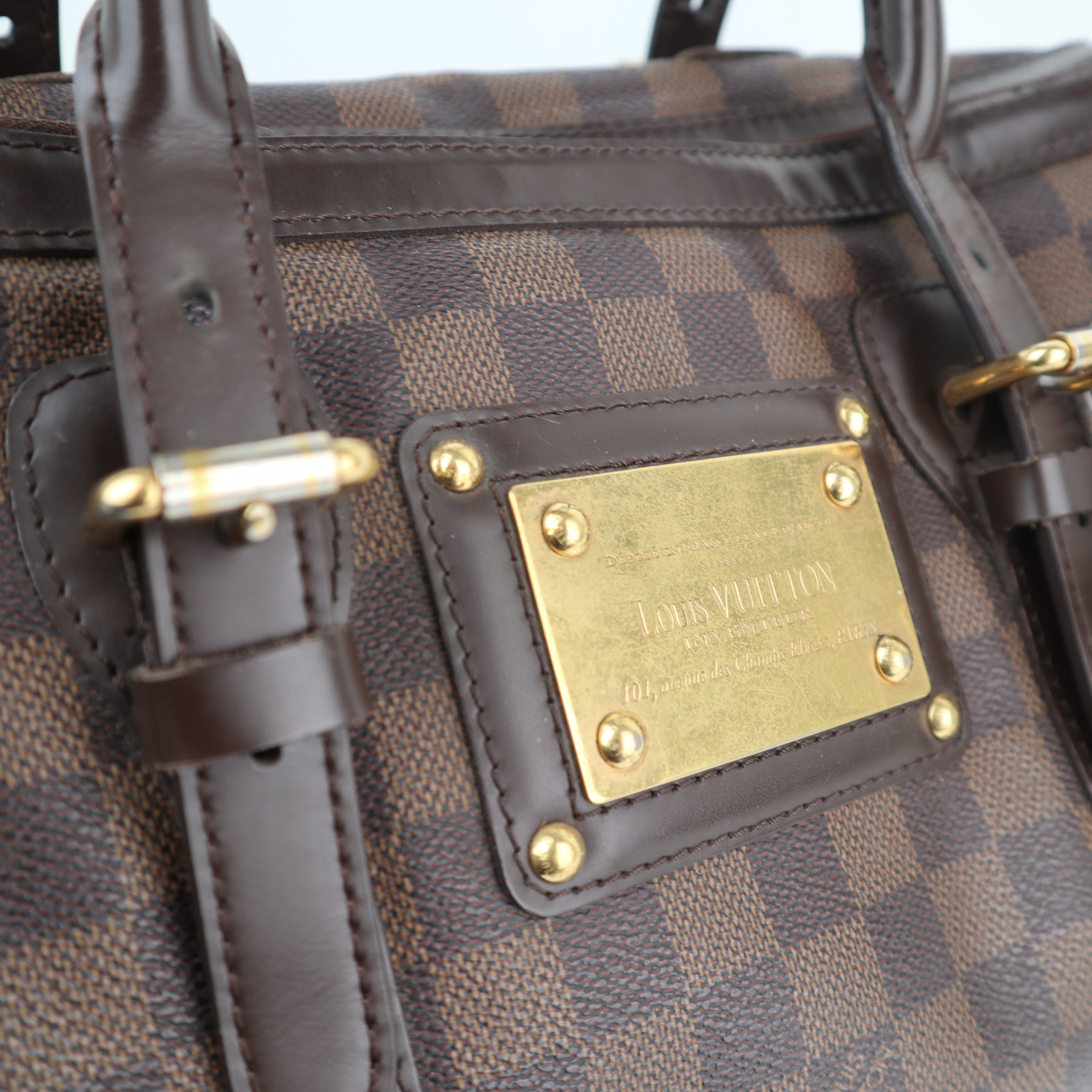 Louis Vuitton Damier Ebene Berkeley Shoulder Bag C1807 | Pre-Owned Excellent Brown Damier Ebene Canvas