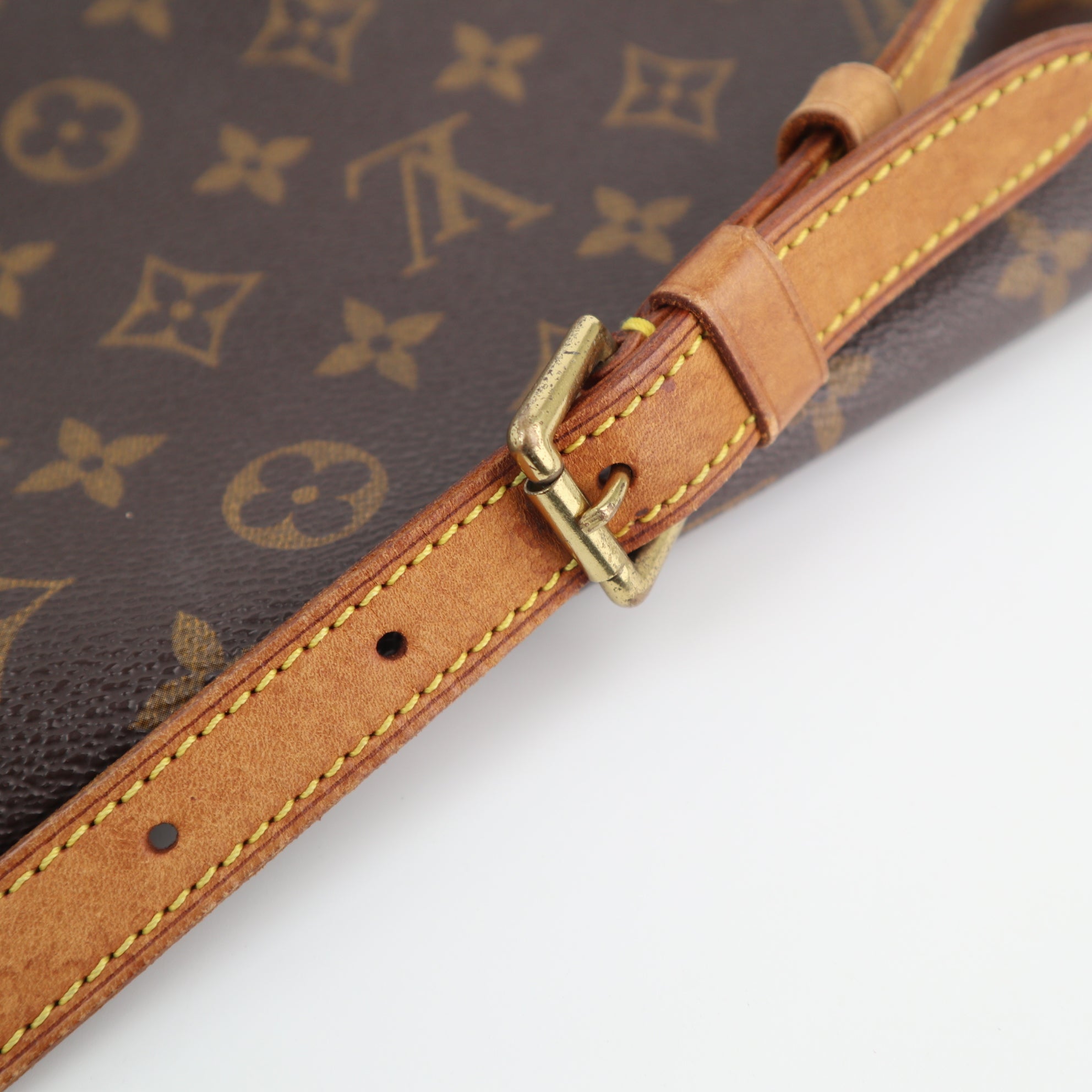 Louis Vuitton Monogram Canvas Musette Tango Shoulder Bag C1893 | Pre-Owned Very Good Brown Monogram Canvas