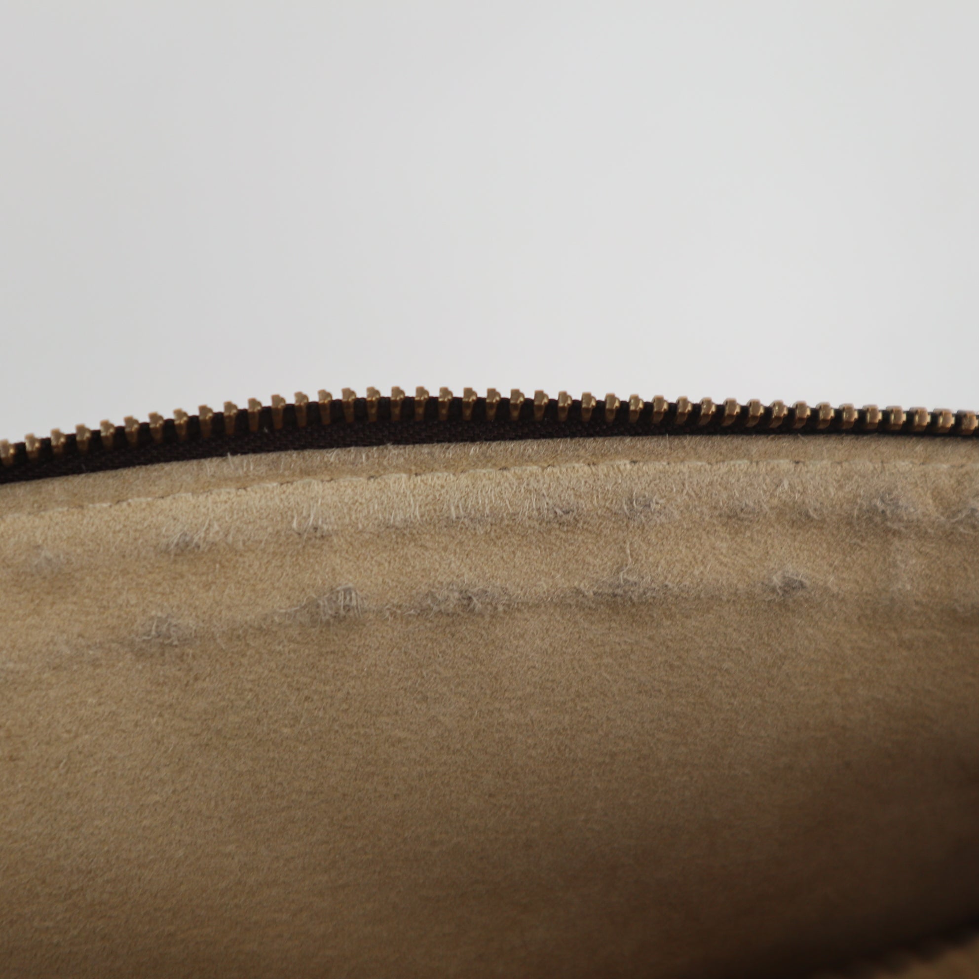 Louis Vuitton Monogram Canvas Retiro PM Shoulder Bag C1903 | Pre-Owned Very Good Brown Monogram Canvas