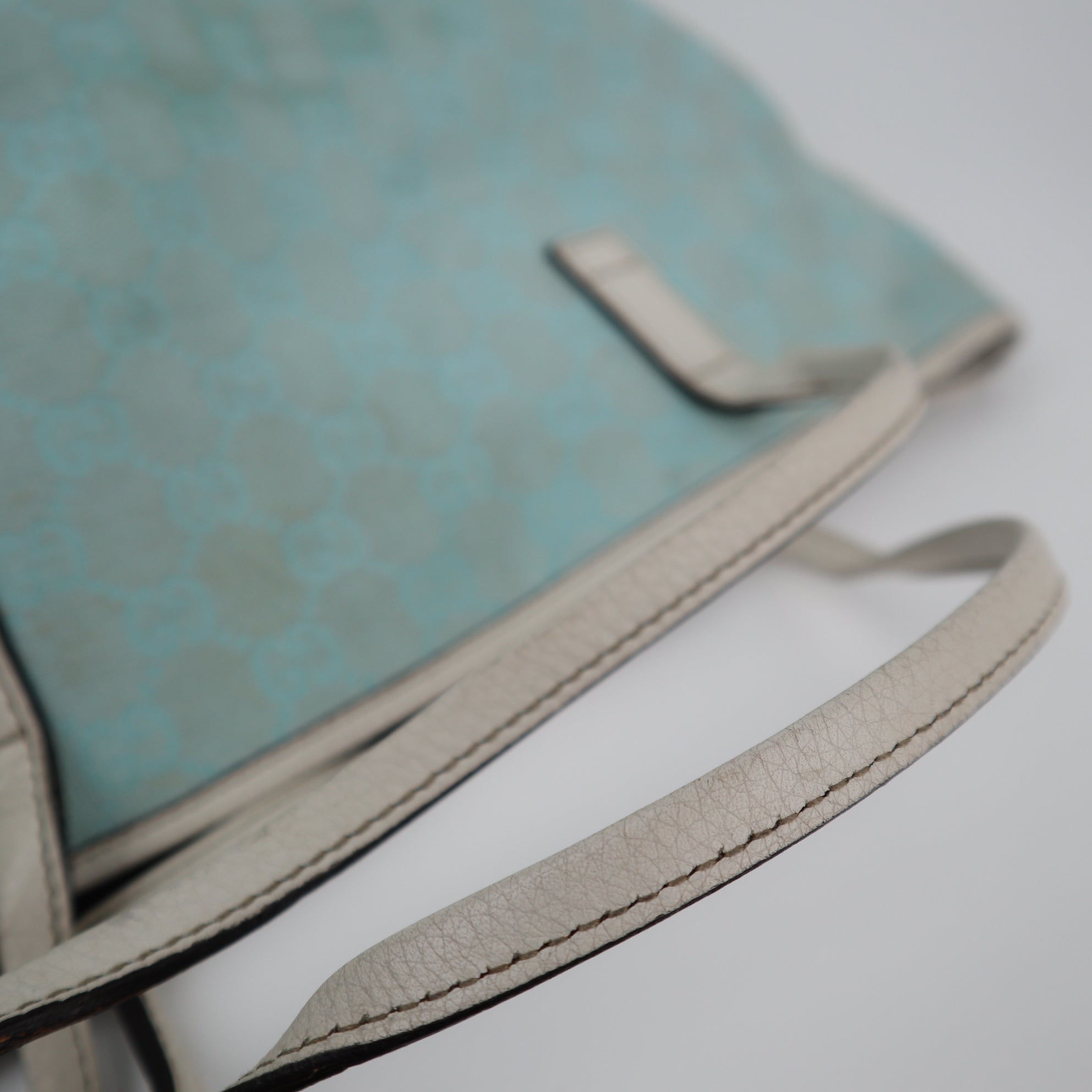 C1921 Gucci Tote Bag GG Canvas Tote Blue | Pre-Owned Very Good Blue Canvas GG