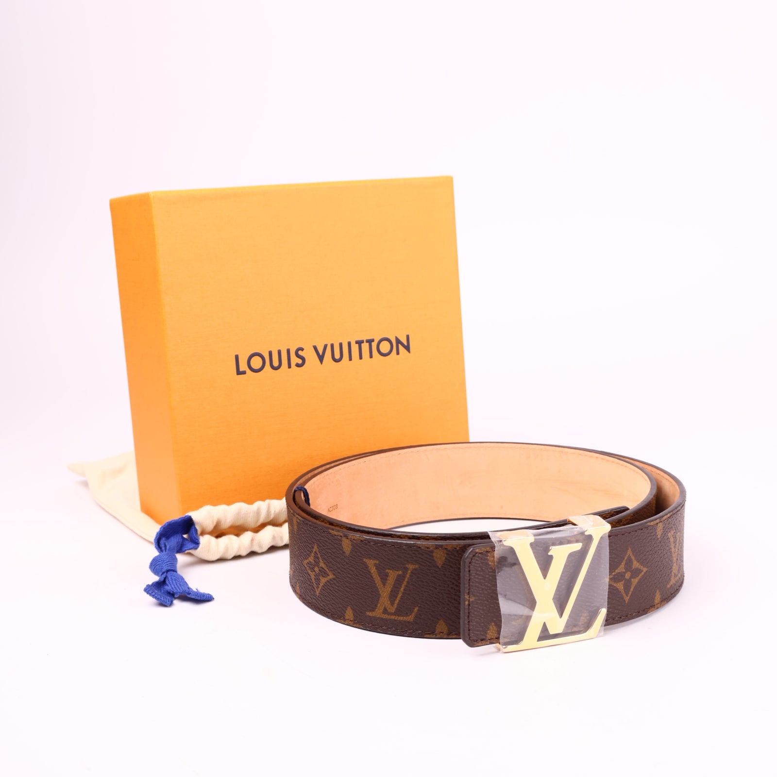 J3663-LOUIS VUITTON, a monogram canvas belt, size 95/38