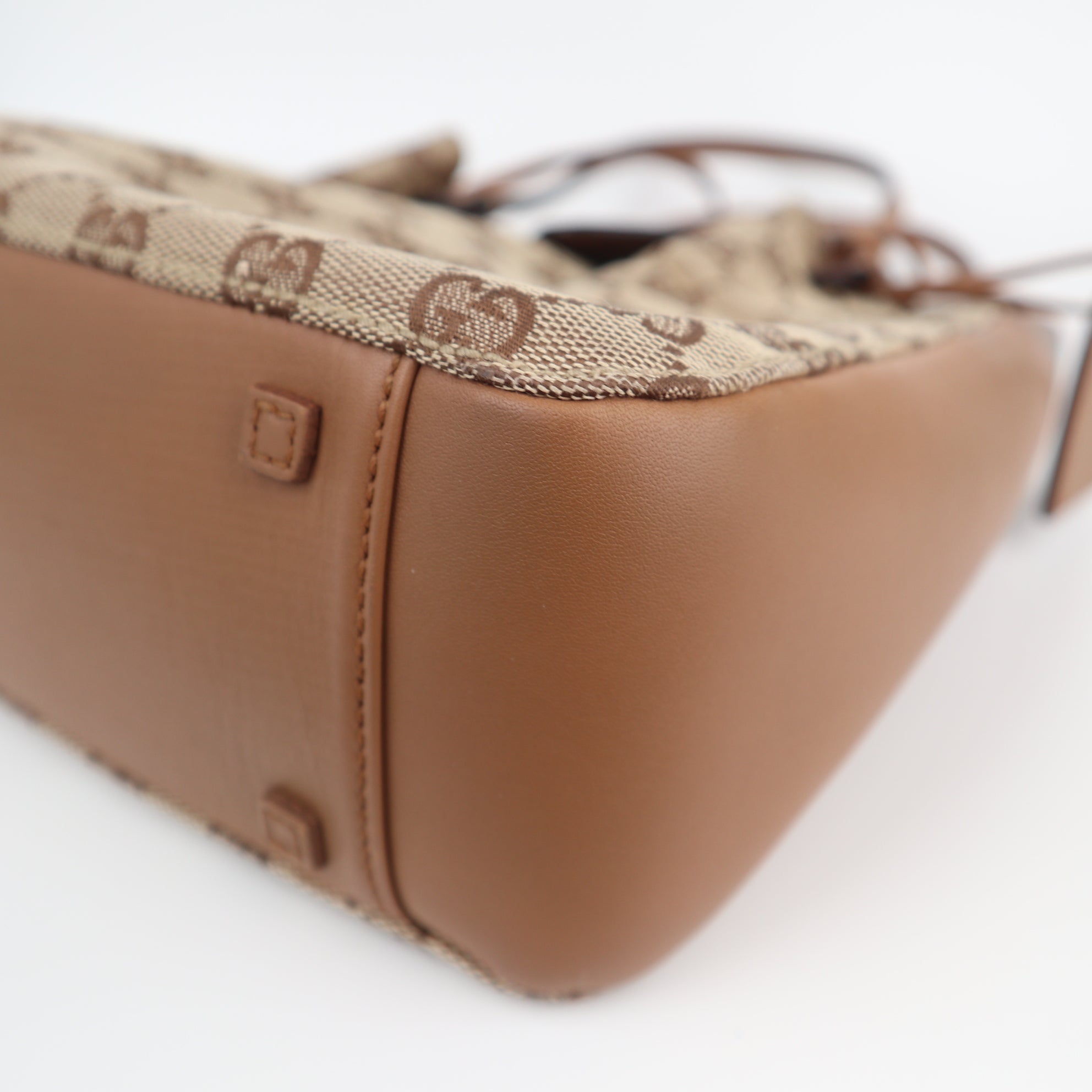 C1959 Gucci Tote Bag GG | Pre-Owned Excellent Beige Canvas and Leather GG Monogram